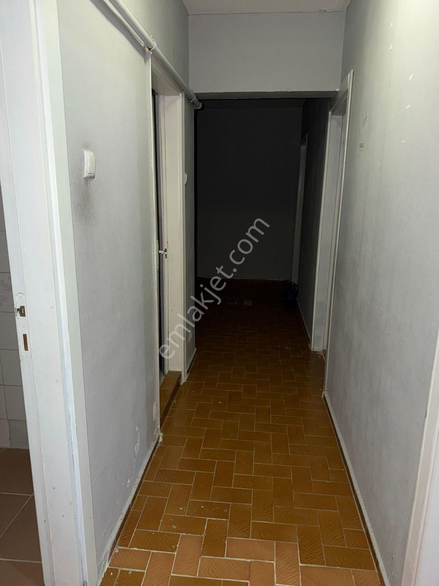 Kd198-deliklitaş Mh Cadde Üzeri 2+1 Ara Kat Kiralık Daire - Görsel 8