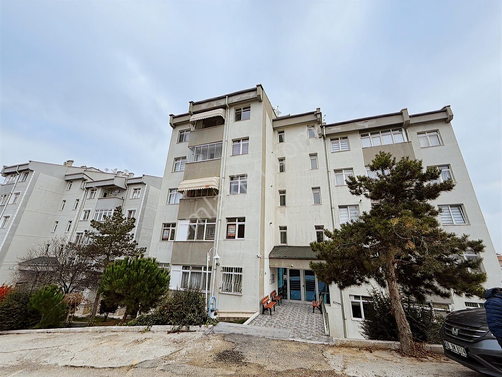 Rıza Acar'dan İnönü Mahallesi Hacettepeliler Sit Ara Kat Kiralık - Görsel 25