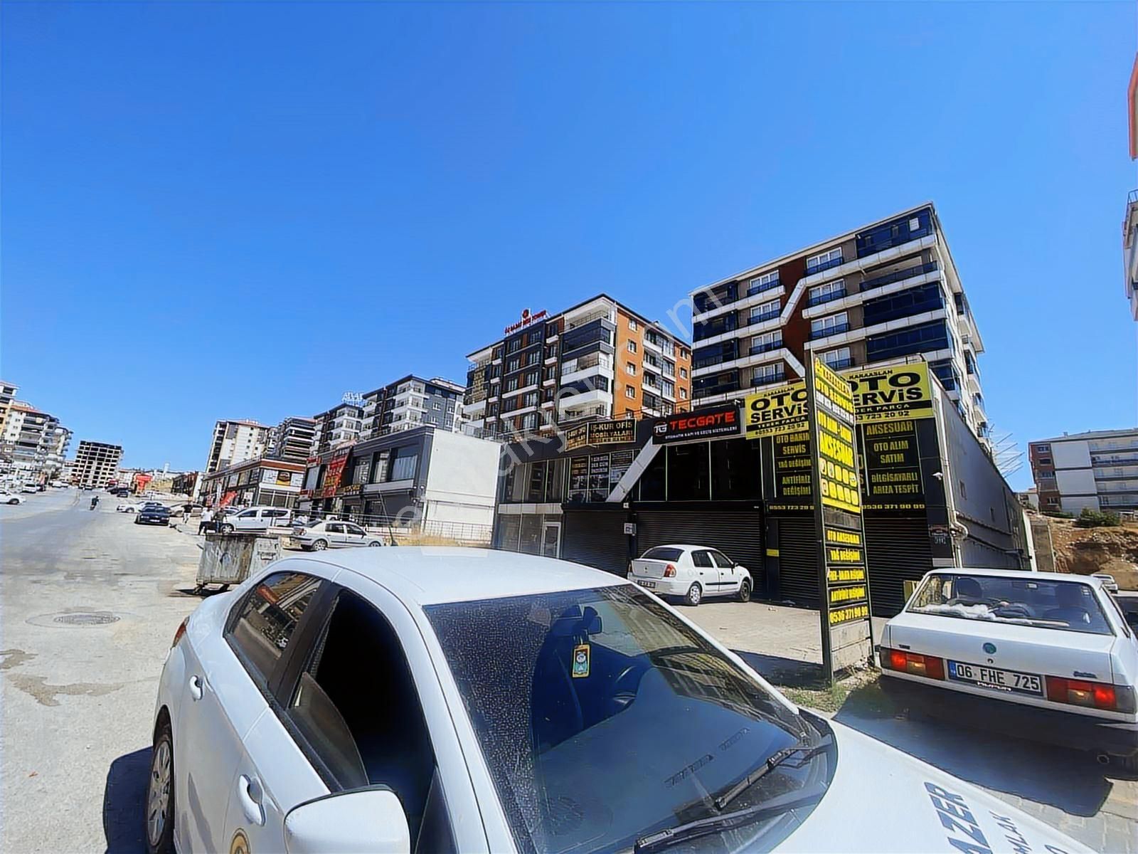 Yılmazer'den 1048 Cadde Üzerinde Migros Karşısı İskanlı 3+1 Acil - Görsel 13