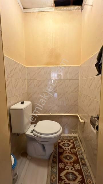 Bayraklı Onur Mahallesinde Satılık Müstakil Ev 3 Katlı - Görsel 27