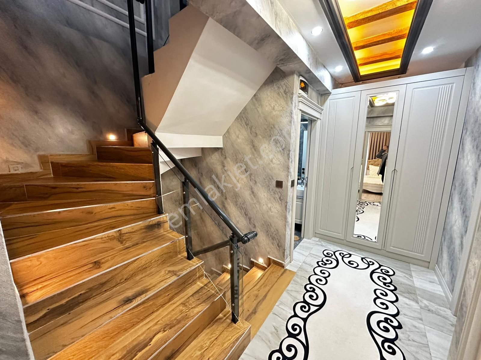 Daire Fiyatına Acil Satılık 4.5+1 Triplex Villa - Görsel 26