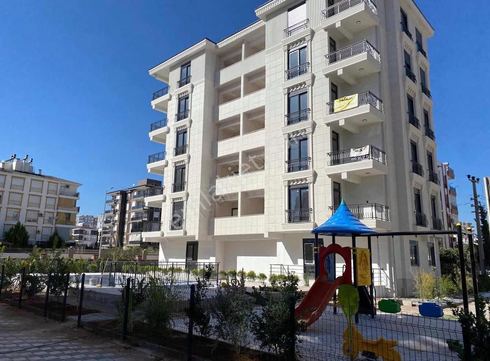 V. Aydoğmuş Mah Havuzlu Ara Kat Sıfır 2+1 - Görsel 11