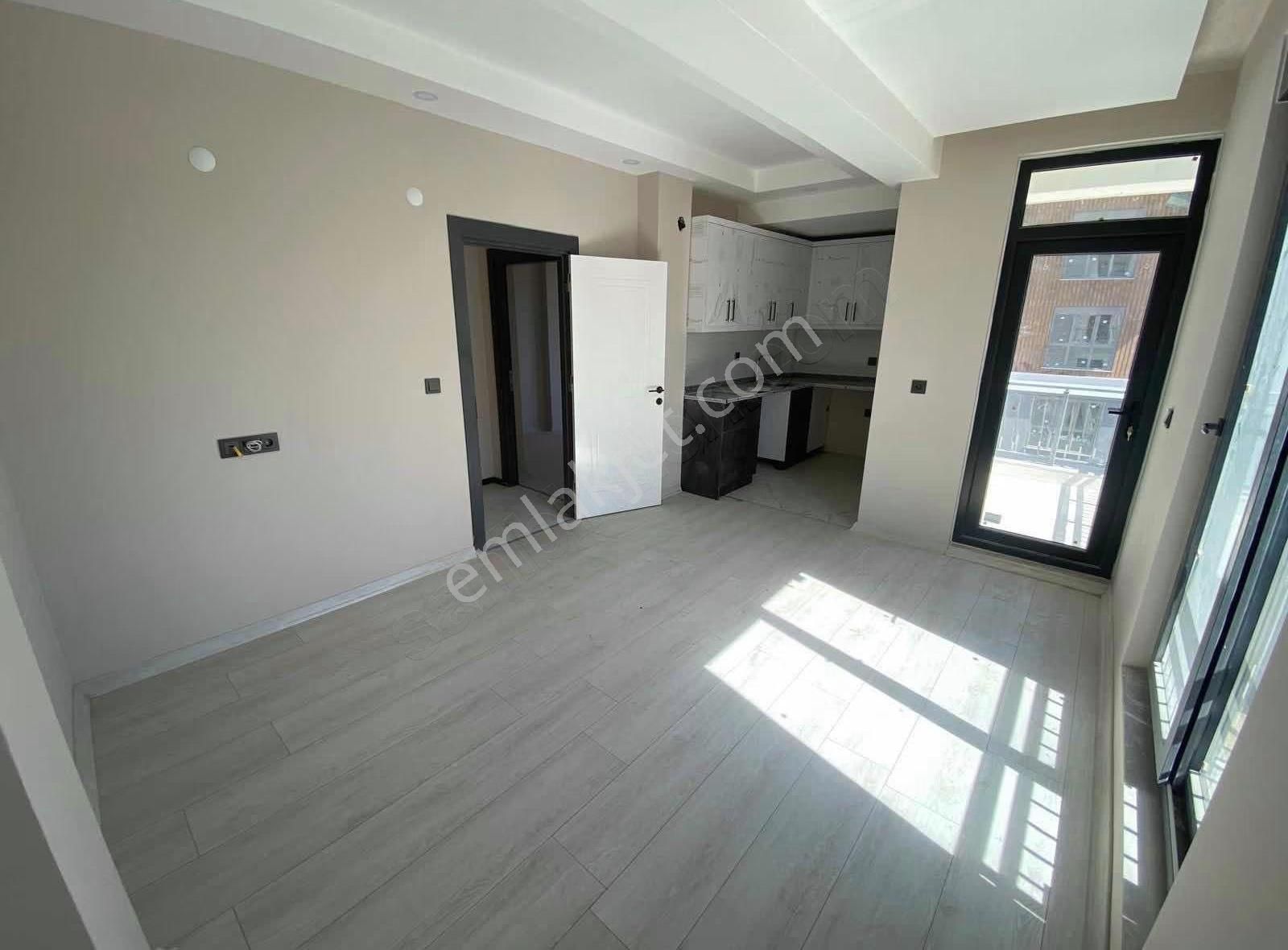 V. Aydoğmuş Mah Havuzlu Ara Kat Sıfır 2+1 - Görsel 28