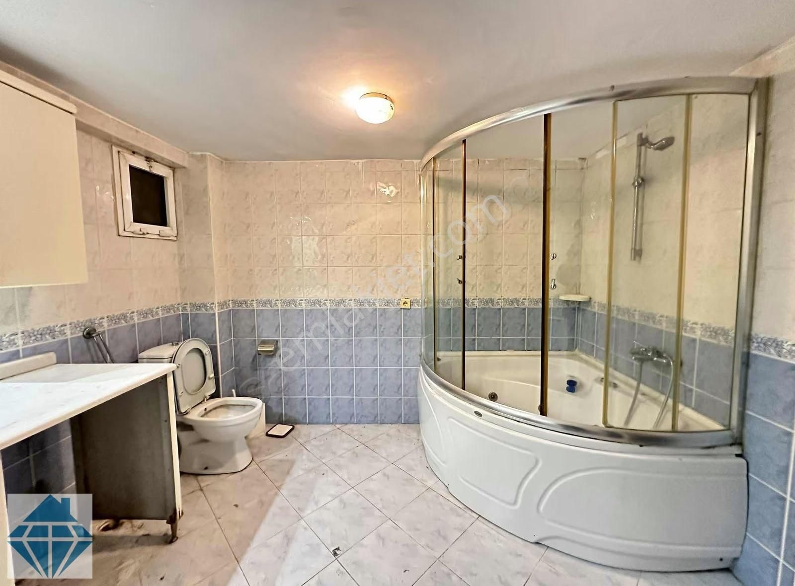 Kadıköy Birlik Evleri Sitesinde 4 + 2 Bahçe Katı Ters Dubleks - Görsel 10