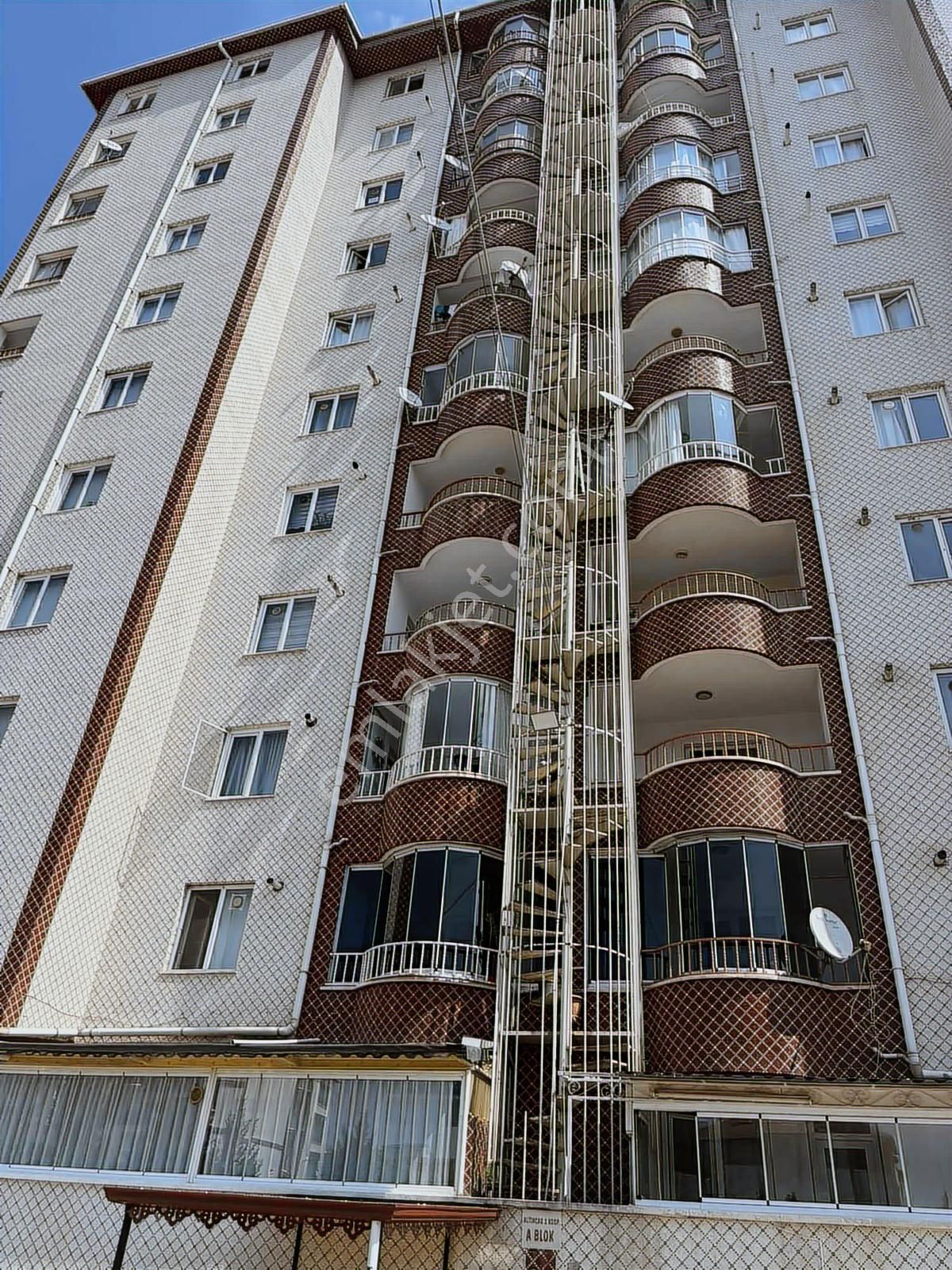 Güngör Emlaktan Yenimahalle Altınçağ Sitesi Satılık 3+1 Daire - Görsel 31