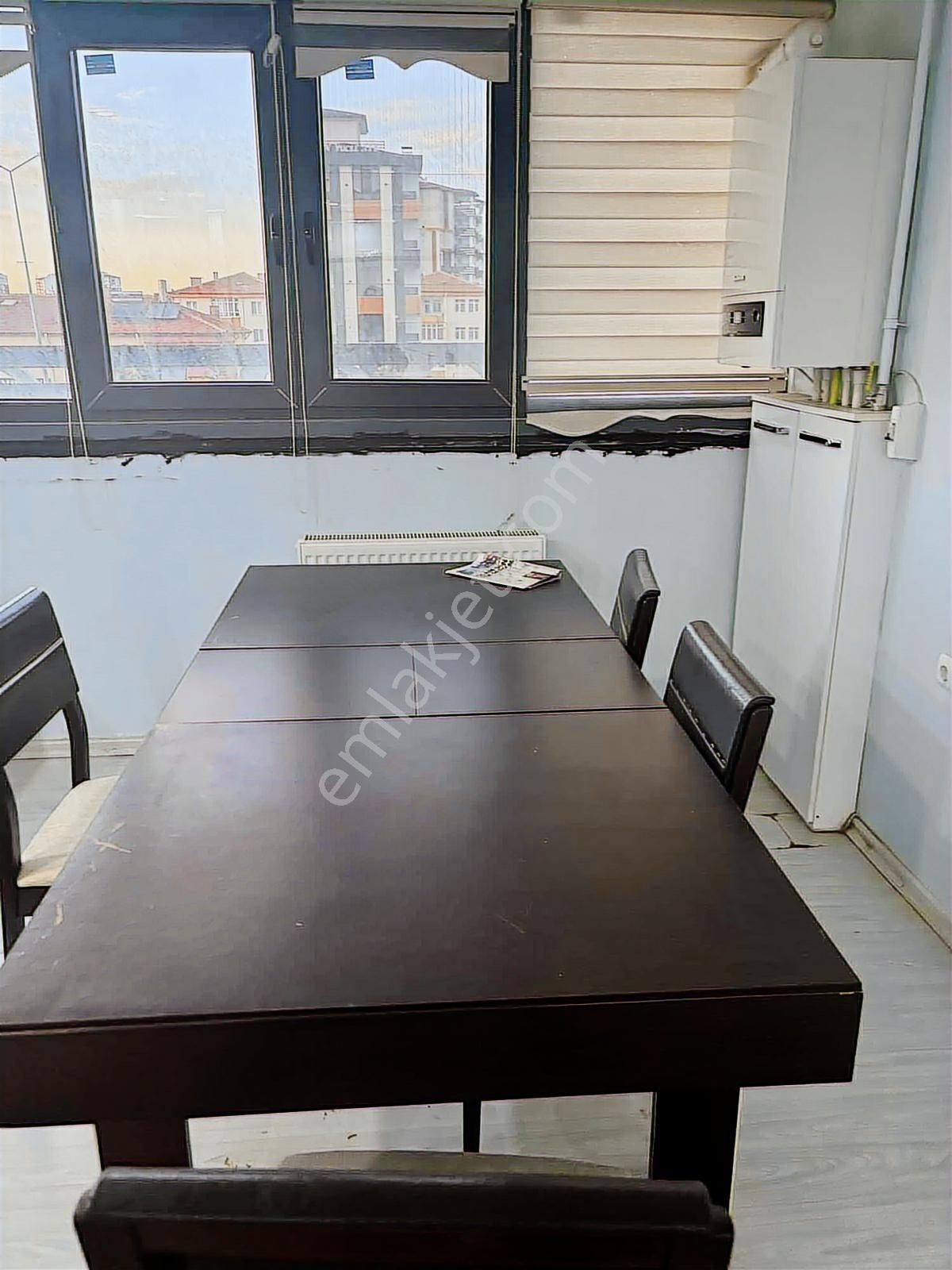 Güngör Emlaktan Eşyalı 1+1 Dairemiz Satılıktır - Görsel 11