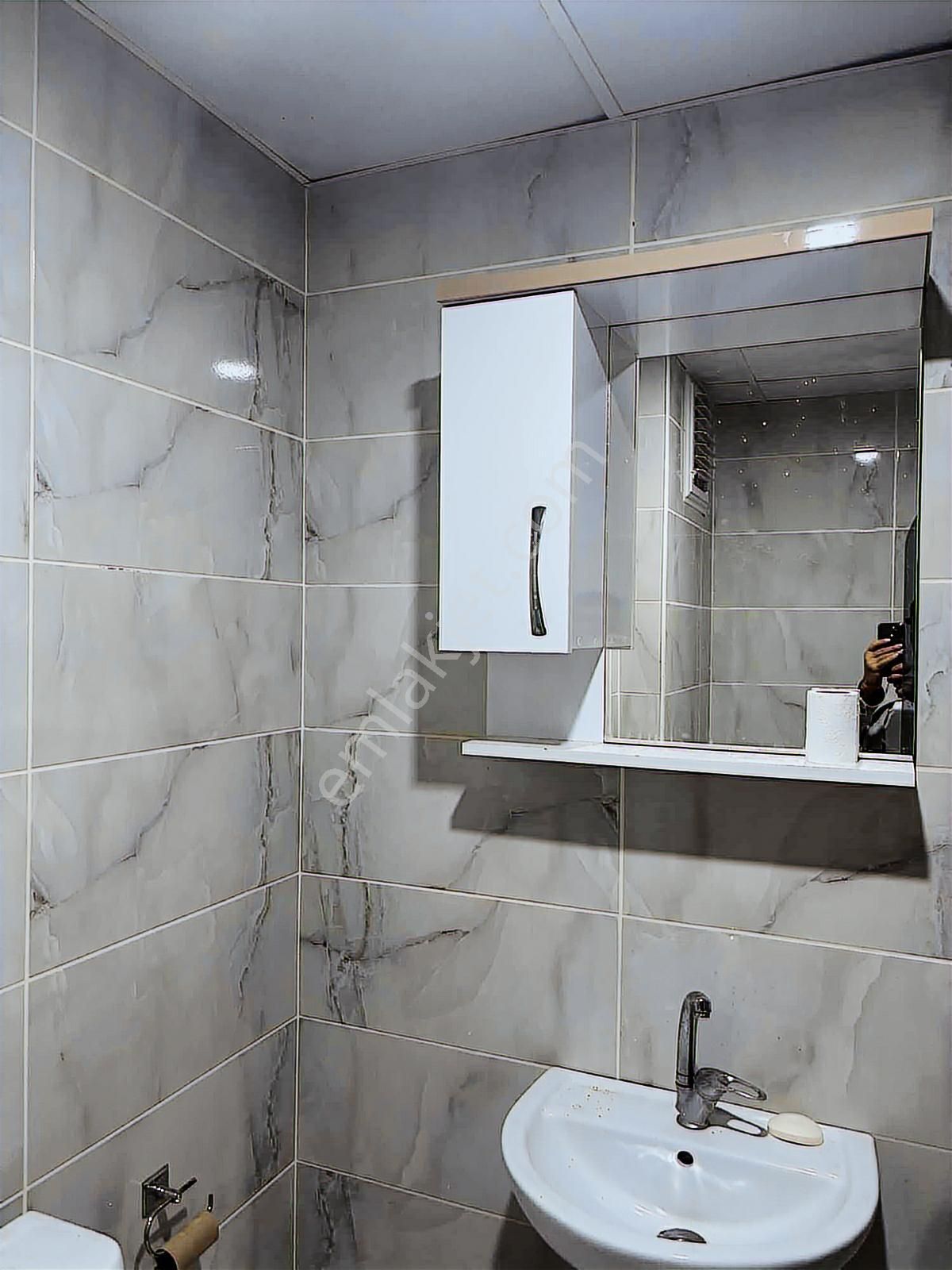 Güngör Emlaktan Eşyalı 1+1 Dairemiz Satılıktır - Görsel 23