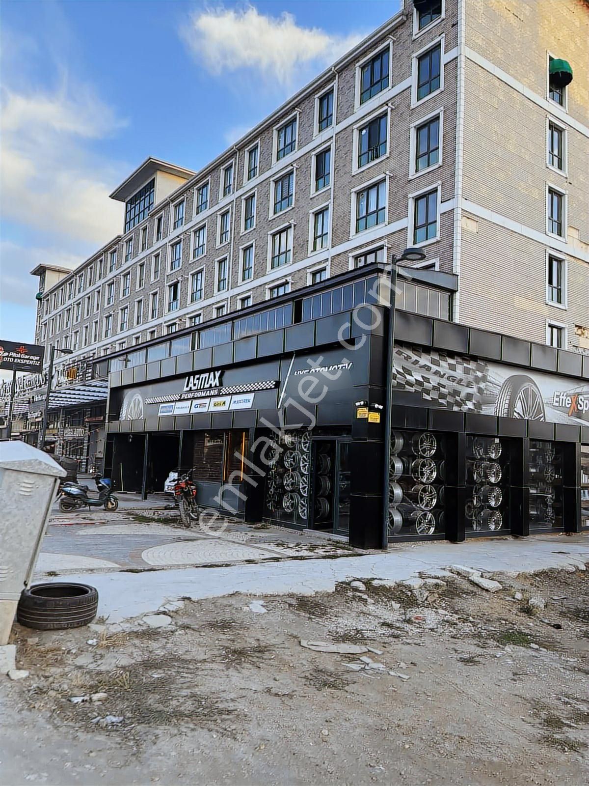 Güngör Emlaktan Eşyalı 1+1 Dairemiz Satılıktır - Görsel 19