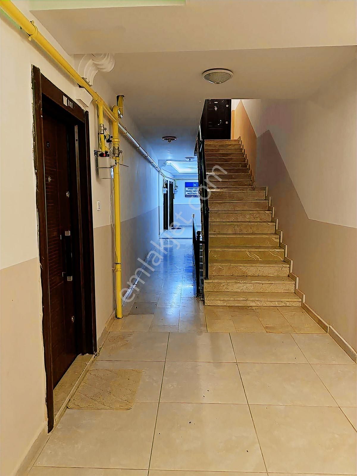 Güngör Emlaktan Çay Mahallesinde Merkezde Kiralık Ofis - Görsel 16