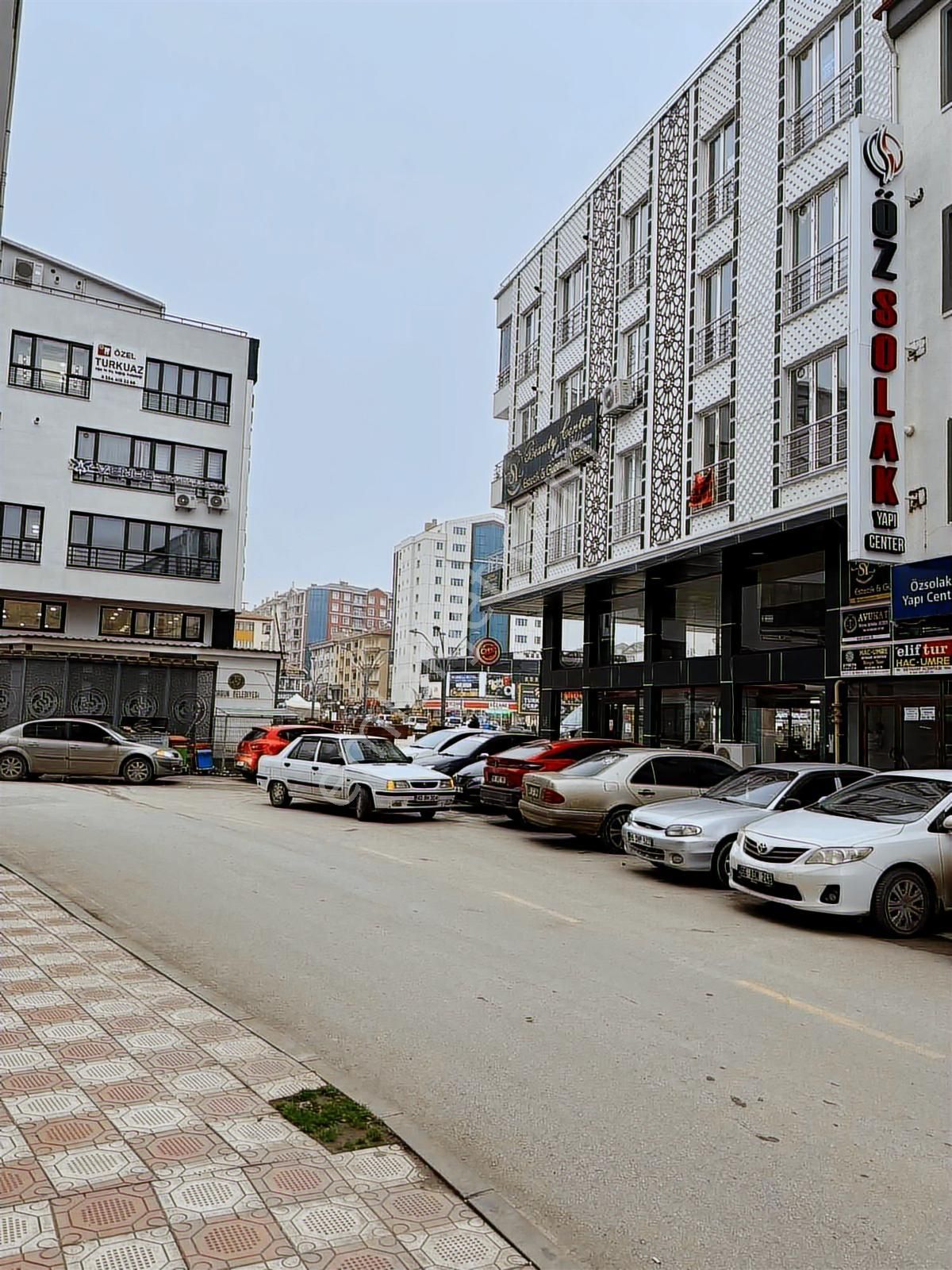 Güngör Emlaktan Çay Mahallesinde Merkezde Kiralık Ofis - Görsel 5