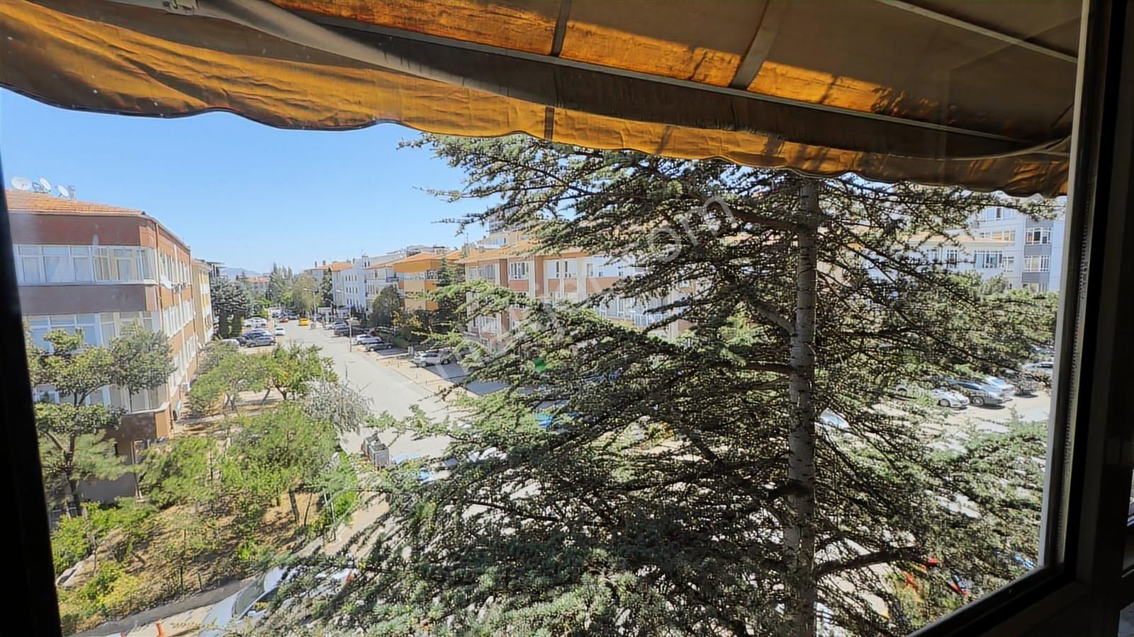 Ayrancı Platin Sk. Atakule Yakını Ön Cephe Satılık 3+1 Daire - Görsel 16