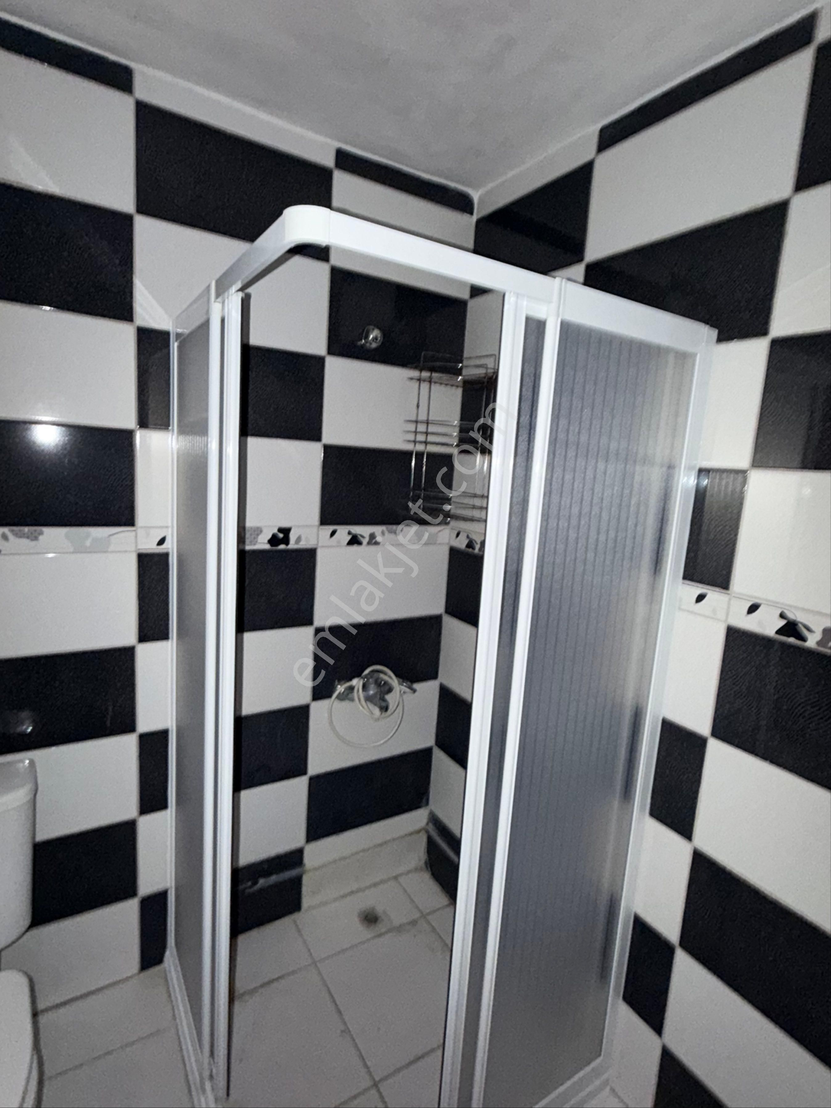 Konyanın Merkezinde Site İçerisinde Kiralık Daire - Görsel 11