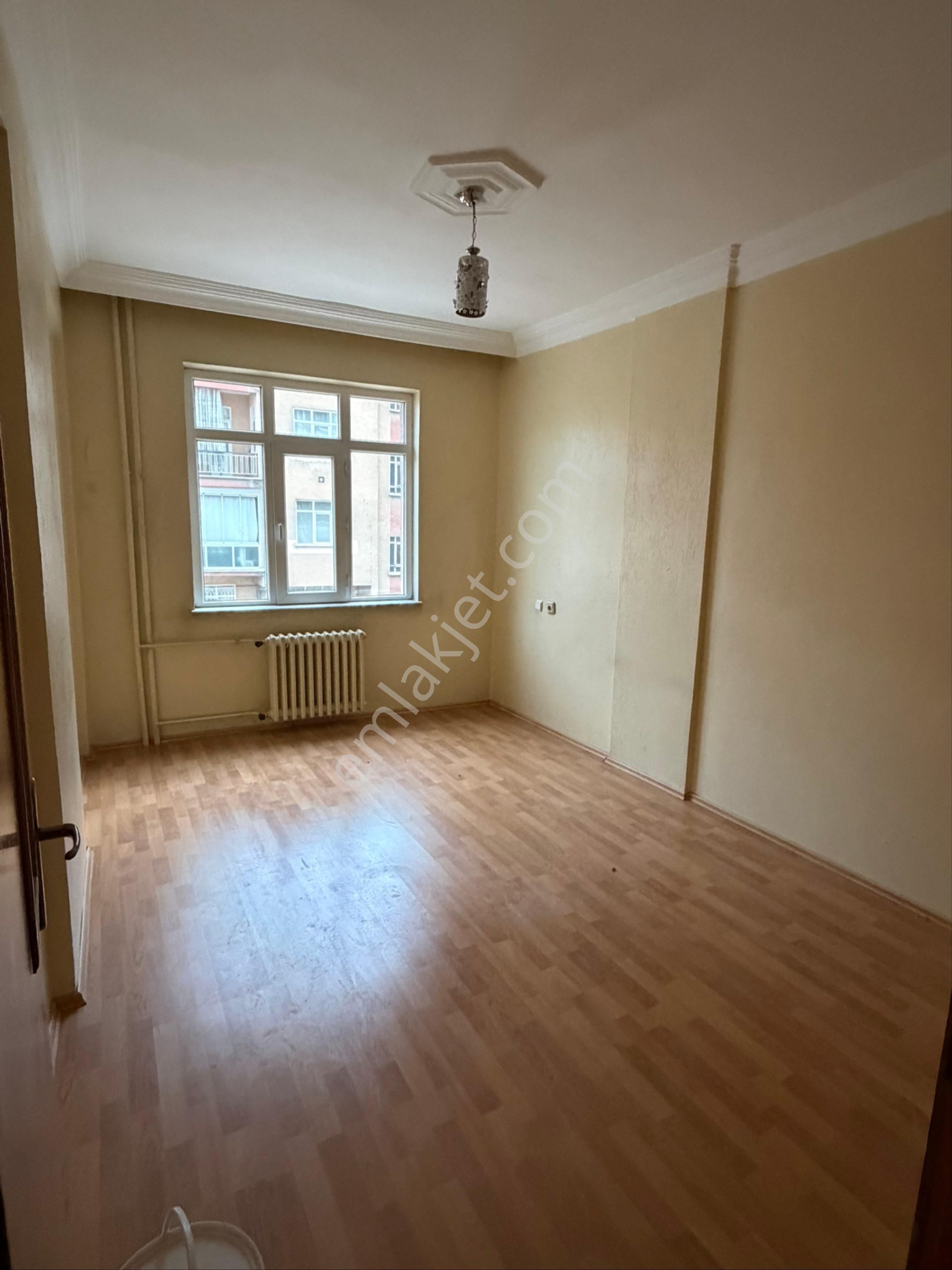 Konyanın Merkezinde Site İçerisinde Kiralık Daire - Görsel 9