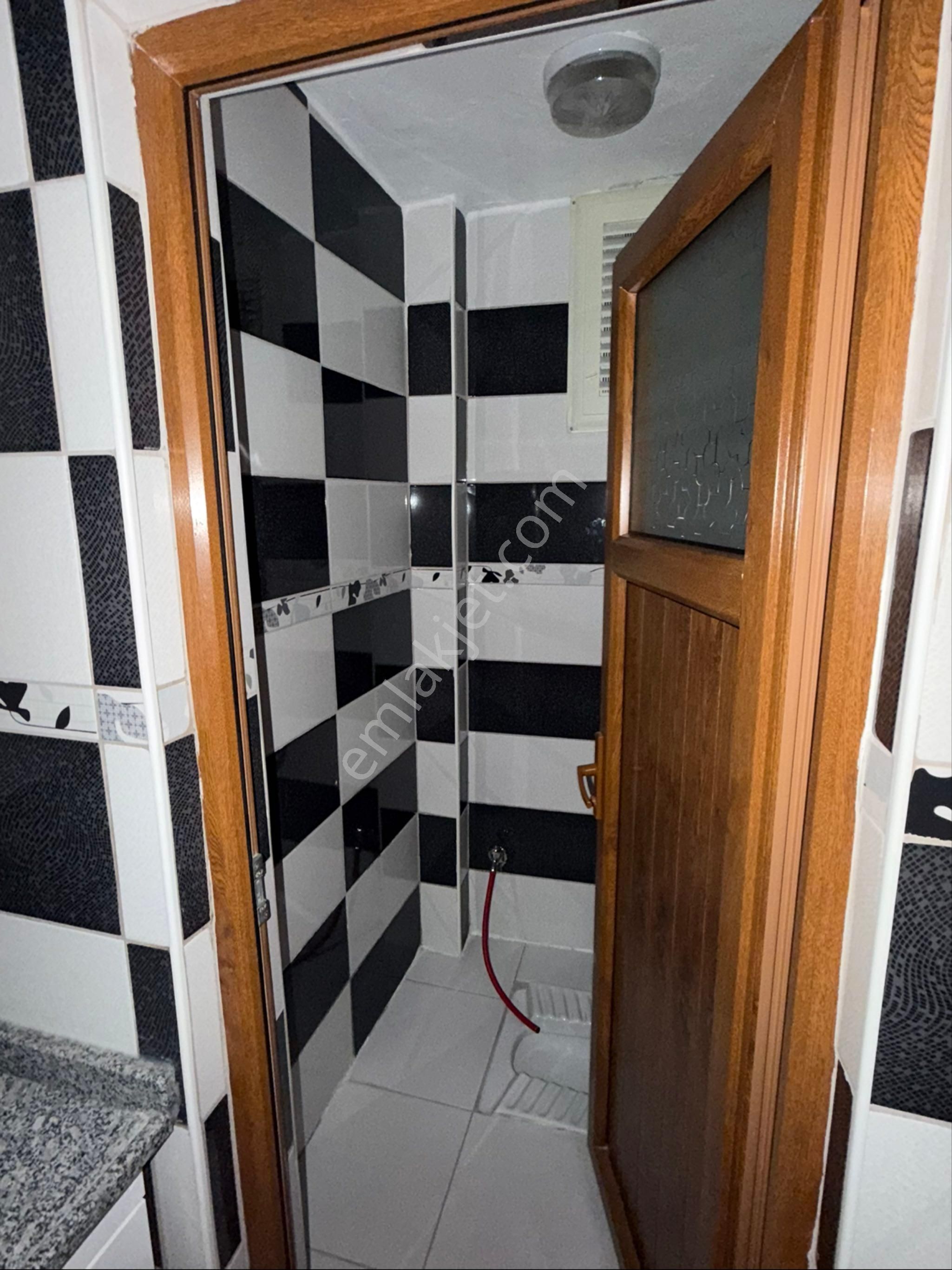 Konyanın Merkezinde Site İçerisinde Kiralık Daire - Görsel 17