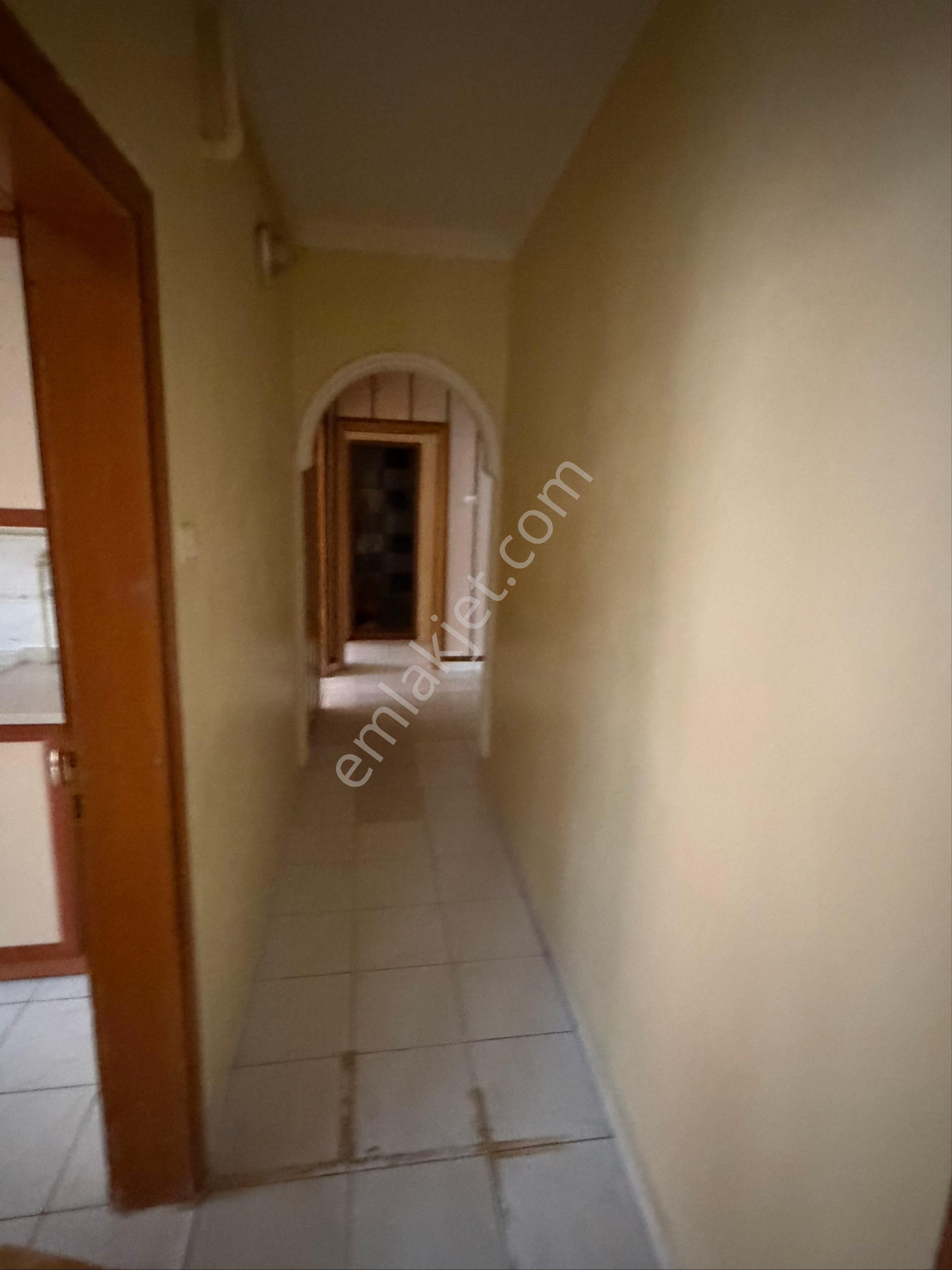 Konyanın Merkezinde Site İçerisinde Kiralık Daire - Görsel 2