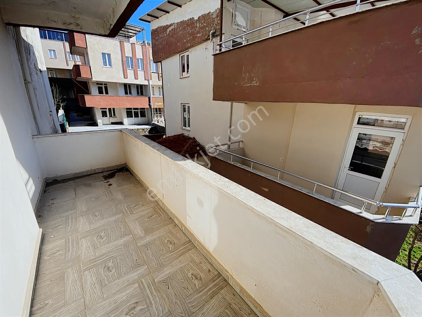 Zenith Real Estate'ten Satılık Kuvai Milliyede Tripleks Villa - Görsel 28