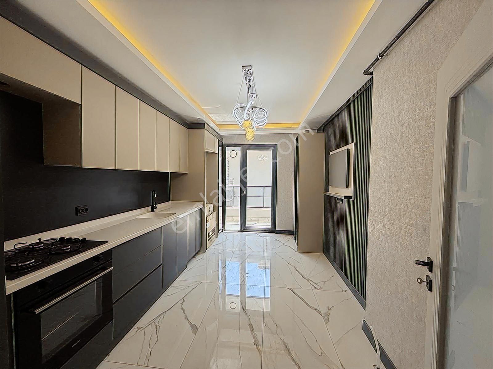 Mensa Gayrimenkul Güvencesi İle Satılık Ara Kat 3+1