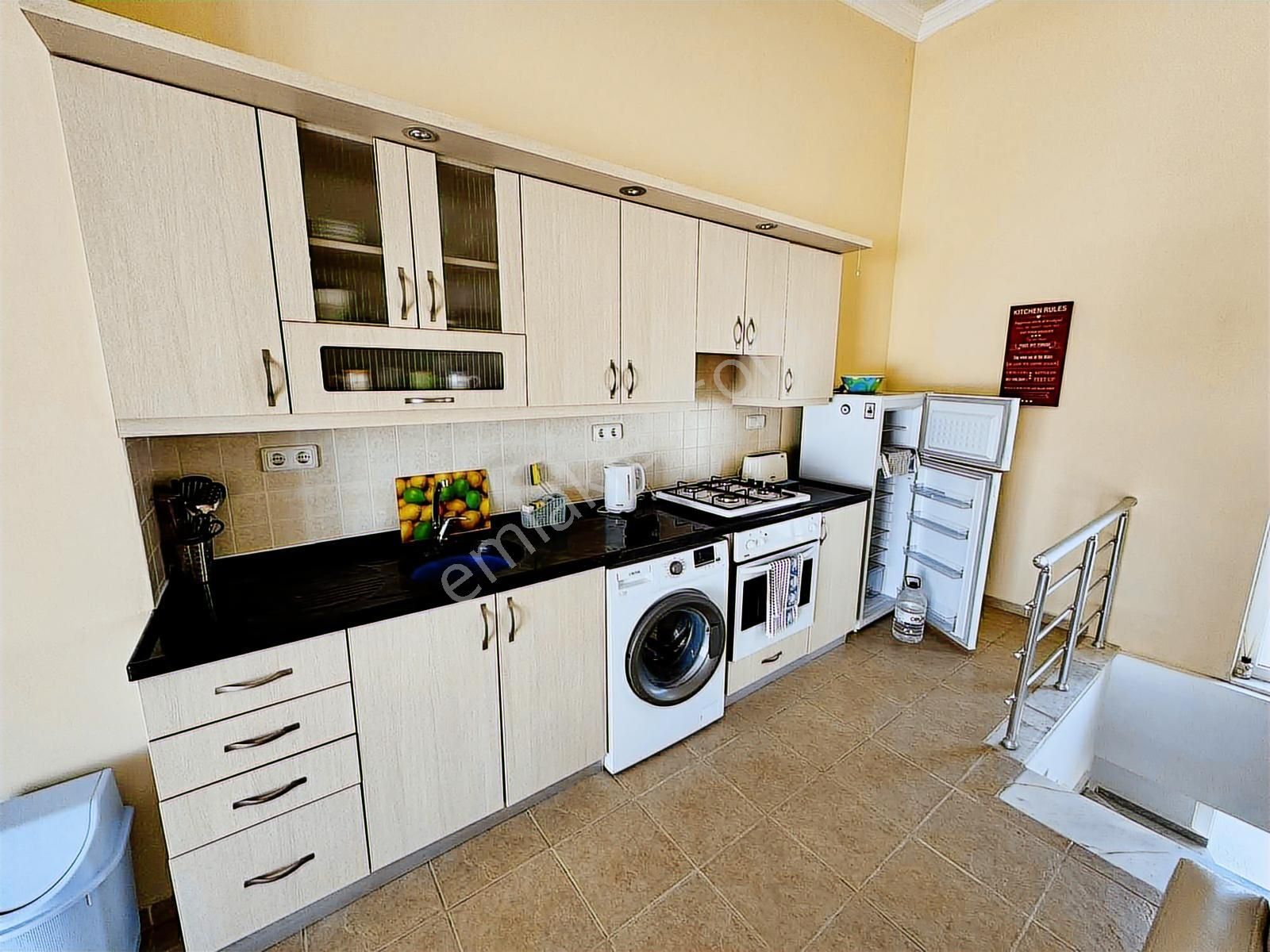 Uygun Fiyatlı Geniş Teraslı Eşyalı 2+1 Dubleks Dairemiz - Görsel 2