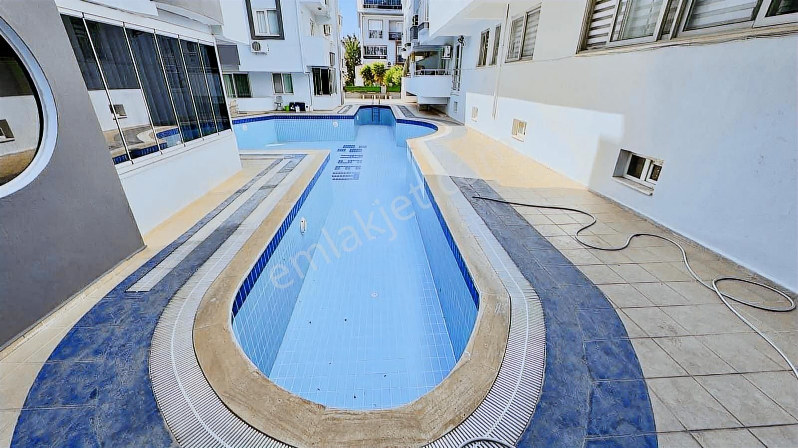 Uygun Fiyatlı Geniş Teraslı Eşyalı 2+1 Dubleks Dairemiz - Görsel 13