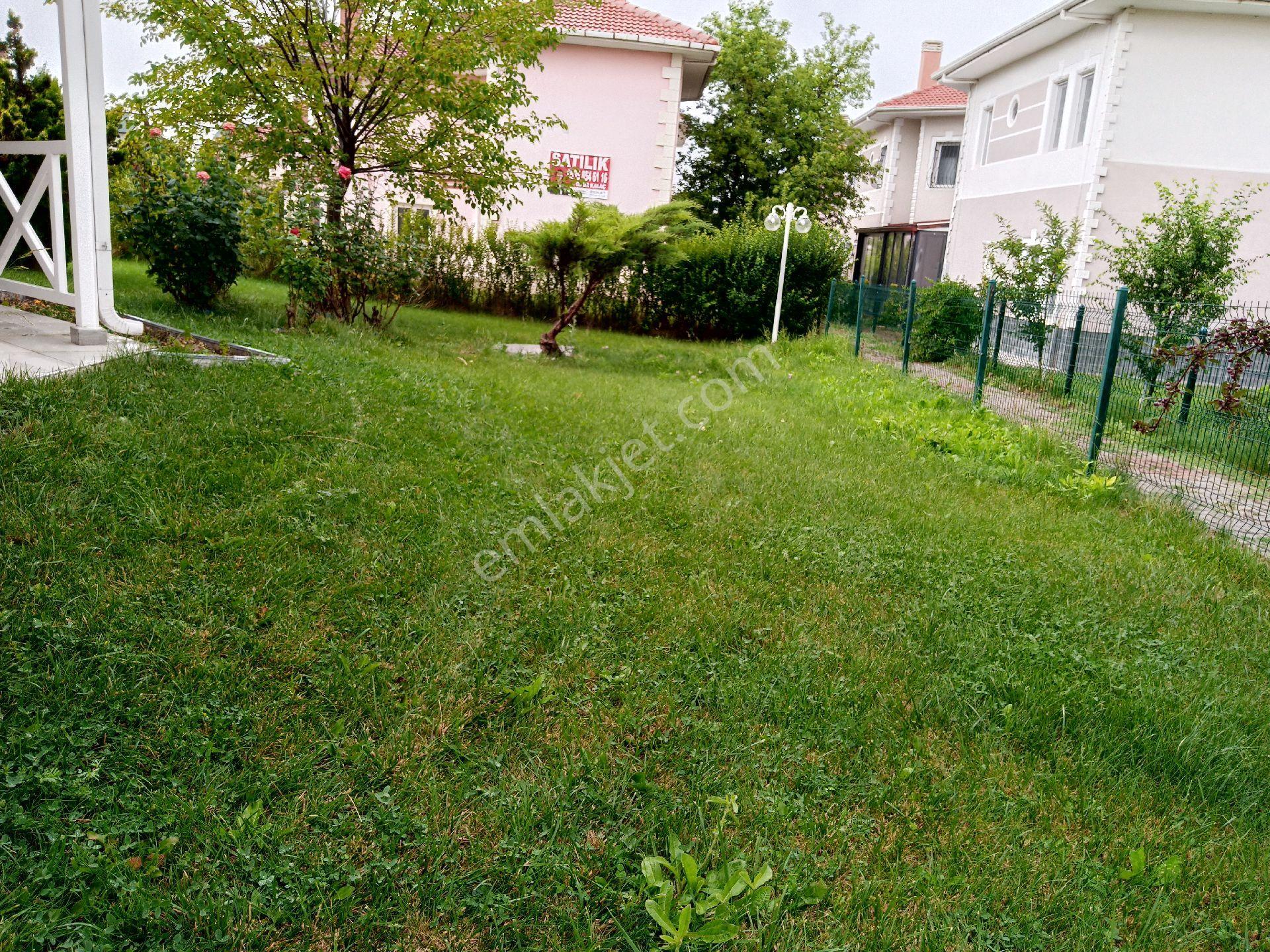 Maliköyde Satılık Villa Cadde Yakını - Görsel 5