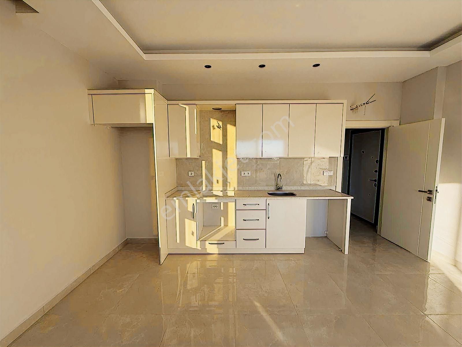 Payallar Mahallesin'de Full Deniz Manzaralı 2+1 Daire - Görsel 4