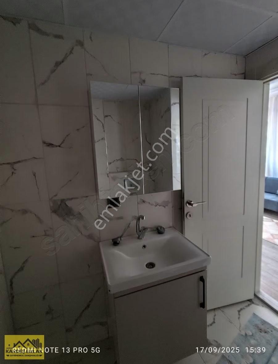 Kardeş Emlak'tan Gültepe Mh'de Eşyalı 1+1 Daire - Görsel 7