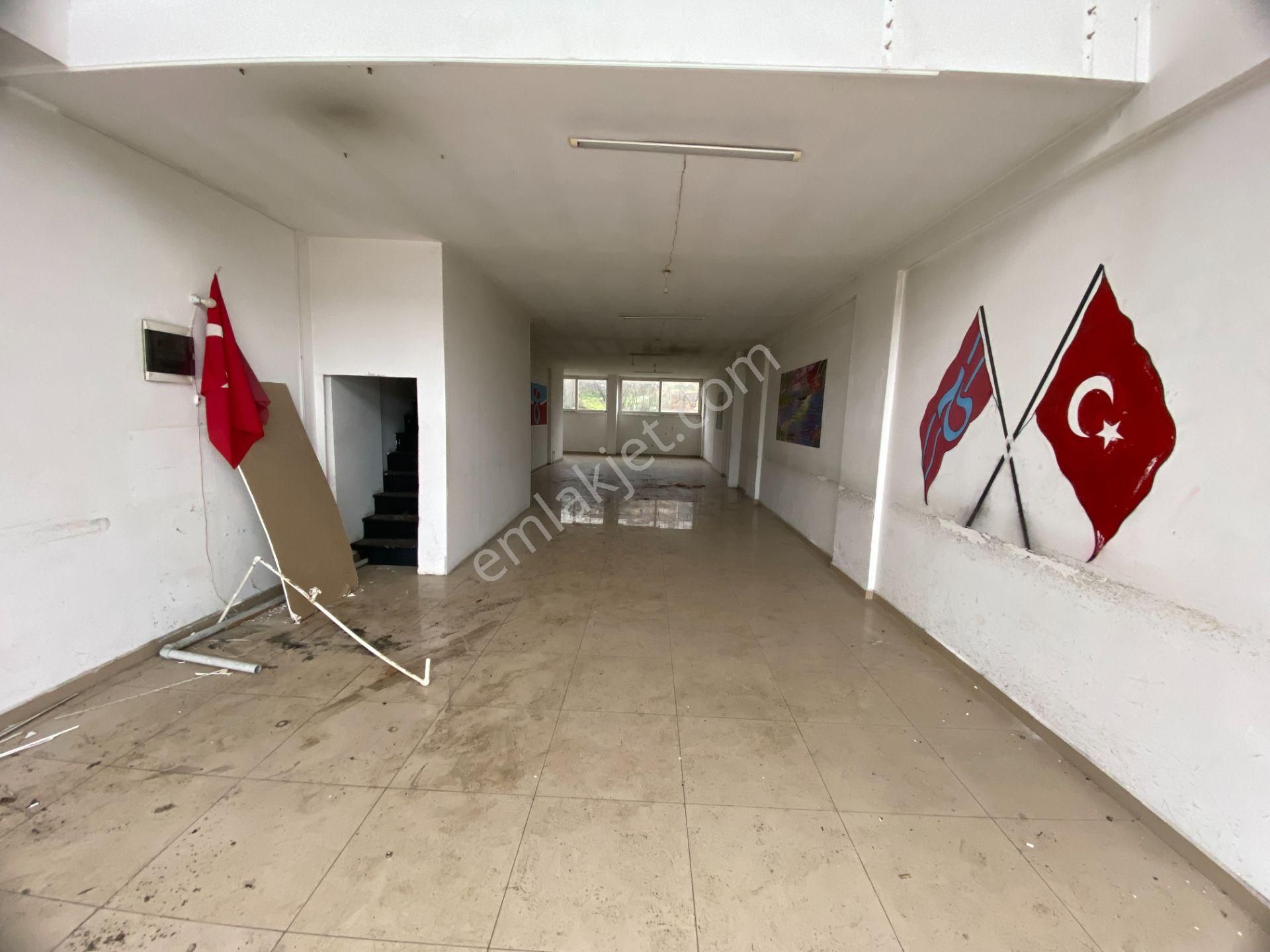 Arsin Yeşilyalı'da Yola Cepheli Galeri Katlı Kiralık Dükkan - Görsel 2