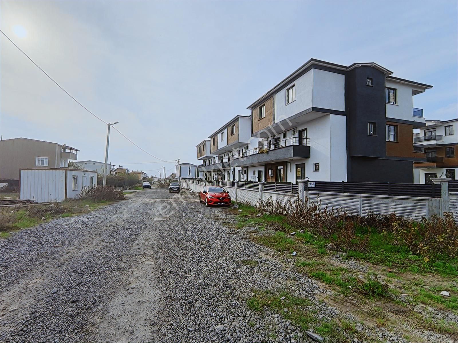 Havuzlu Kendine Ait Bahçeli 1+1 Site İçi Yazlık Daire 50 M2 - Görsel 13