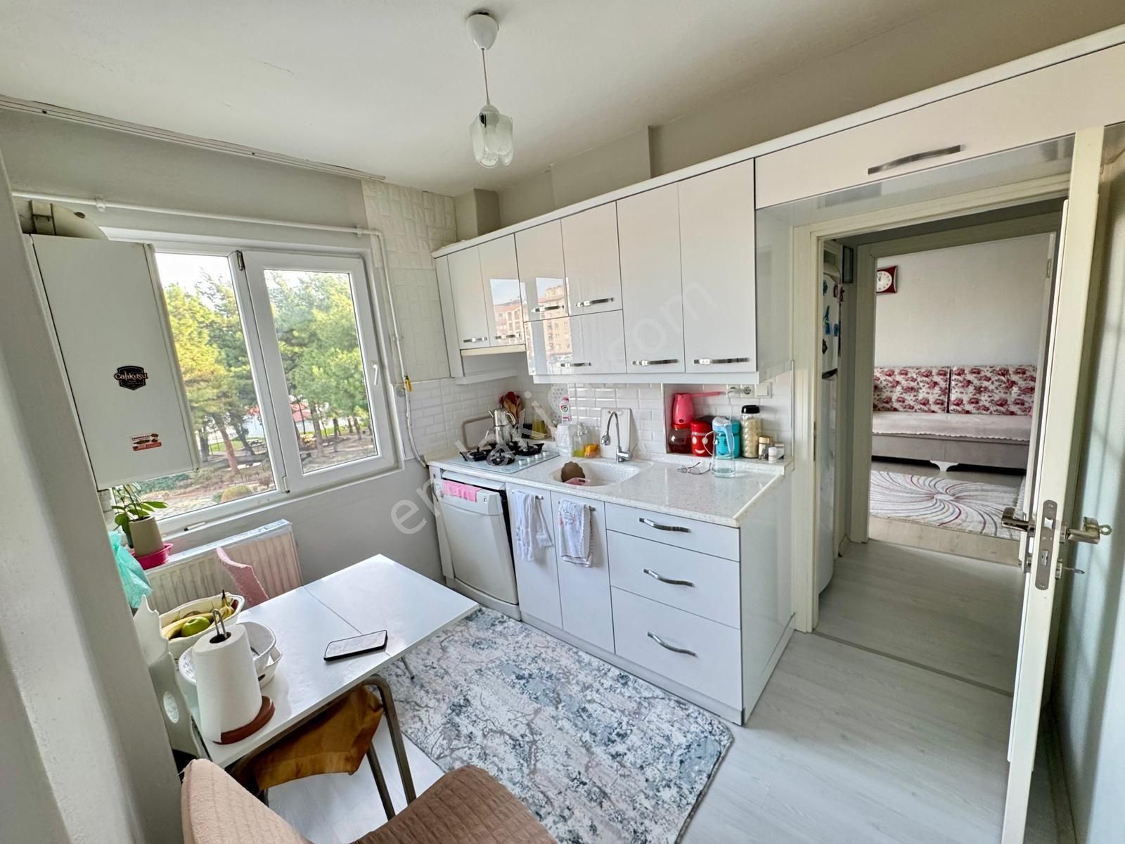 Lider Gayrimenkul'den Fevzi Çakmak Mh. 2+1 İçi Yapılı Masrafsız Fırsat Daire - Görsel 2