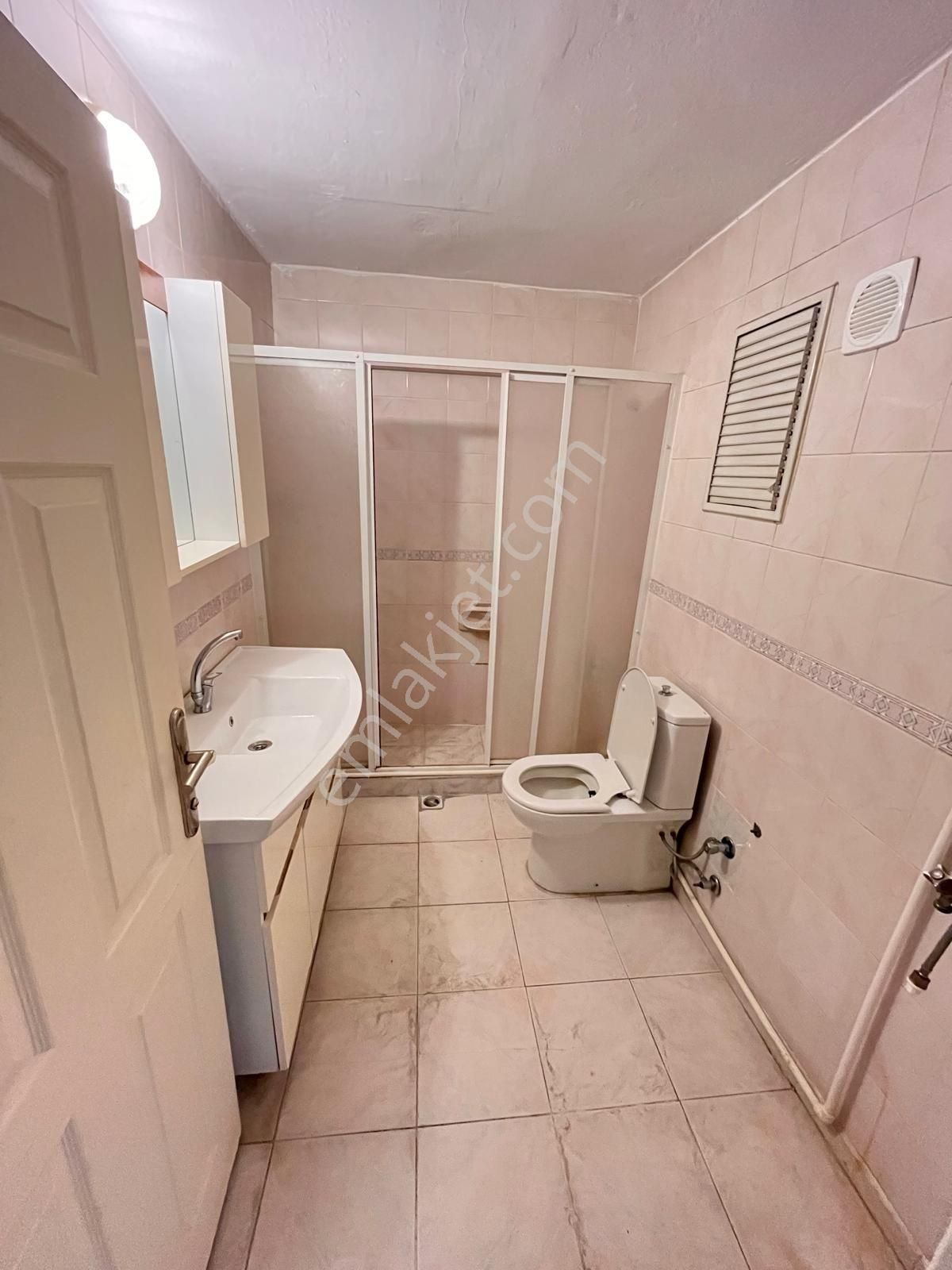 Göztepe Poligon Da İnönü Cadde Üzeri 3+1 Asansörlü - Görsel 21