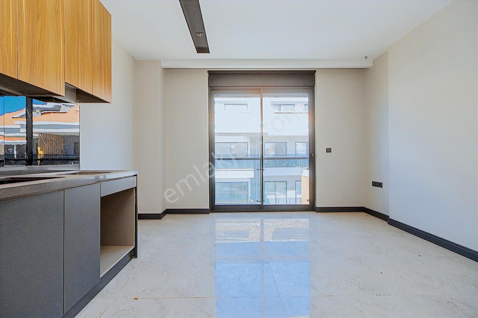 Kestel'de Deniz Manzaralı Tek Tapu 2 Daire 3 + 1 - Görsel 32