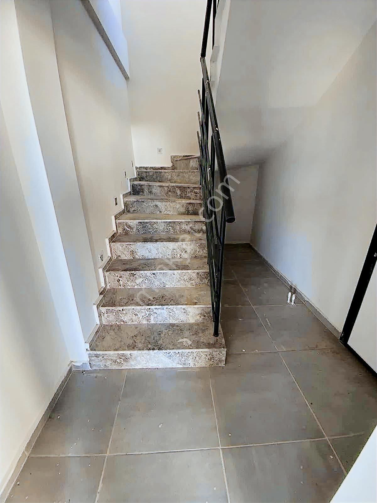 Prestijden Muhteşem Denize Yakın Görmeğe Değer Villa - Görsel 2