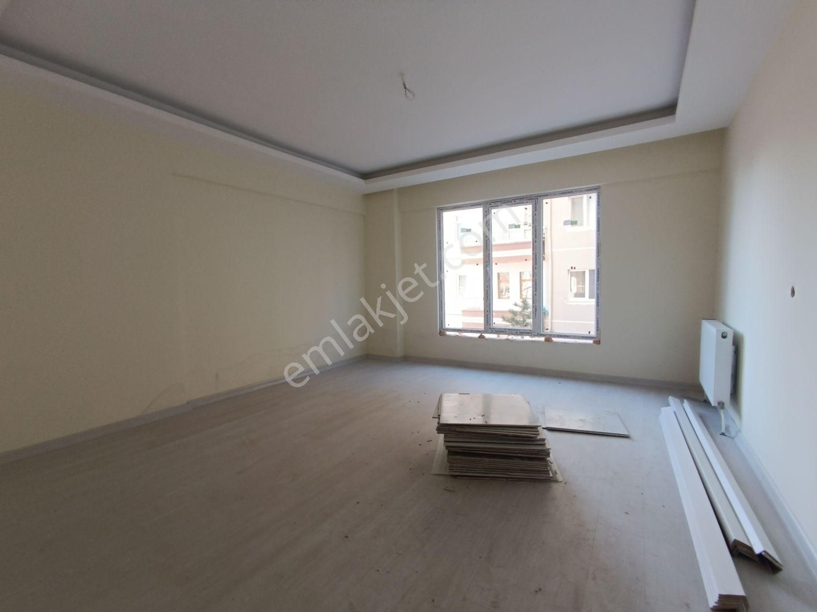 Pratik Den// Bahara Teslim, Serkent Feridun Ulusoy 3+1 Daireler - Görsel 3