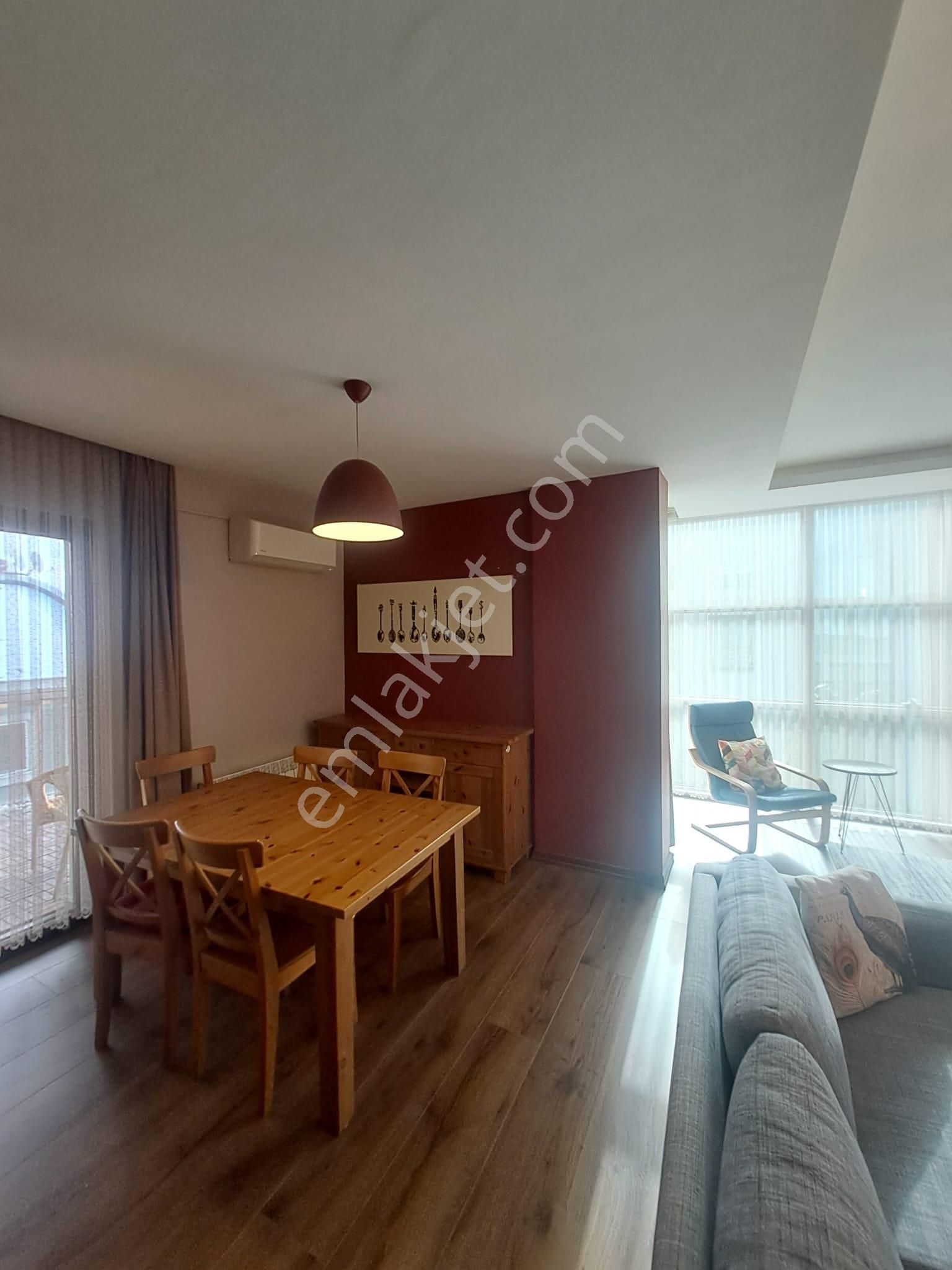 Re/max Advantage'den Balat'ta Eşyalı Kiralık 3+1 Daire - Görsel 4
