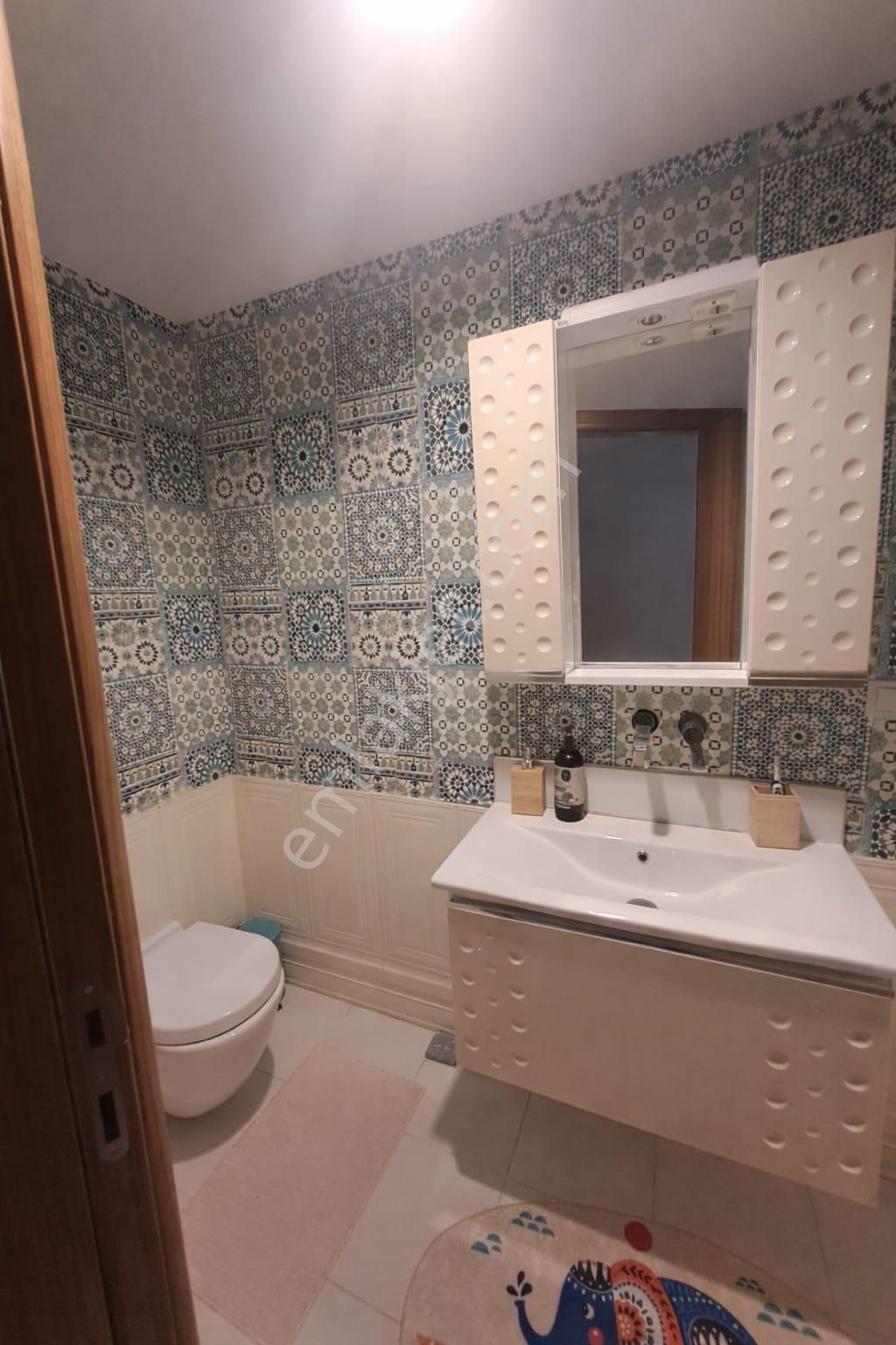 Re/max Advantage'den Balat'ta Eşyalı Kiralık 3+1 Daire - Görsel 21