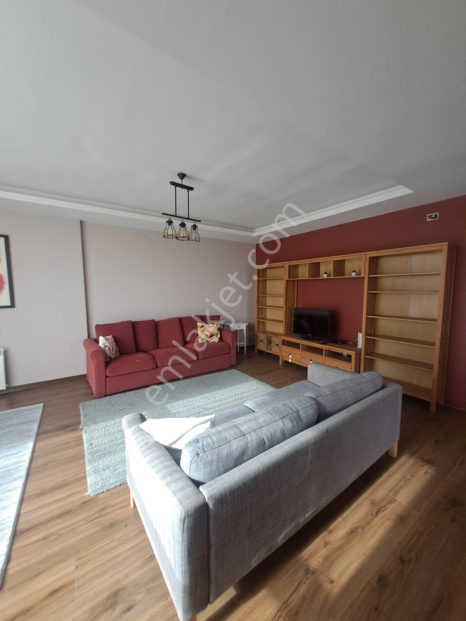 Re/max Advantage'den Balat'ta Eşyalı Kiralık 3+1 Daire - Görsel 2