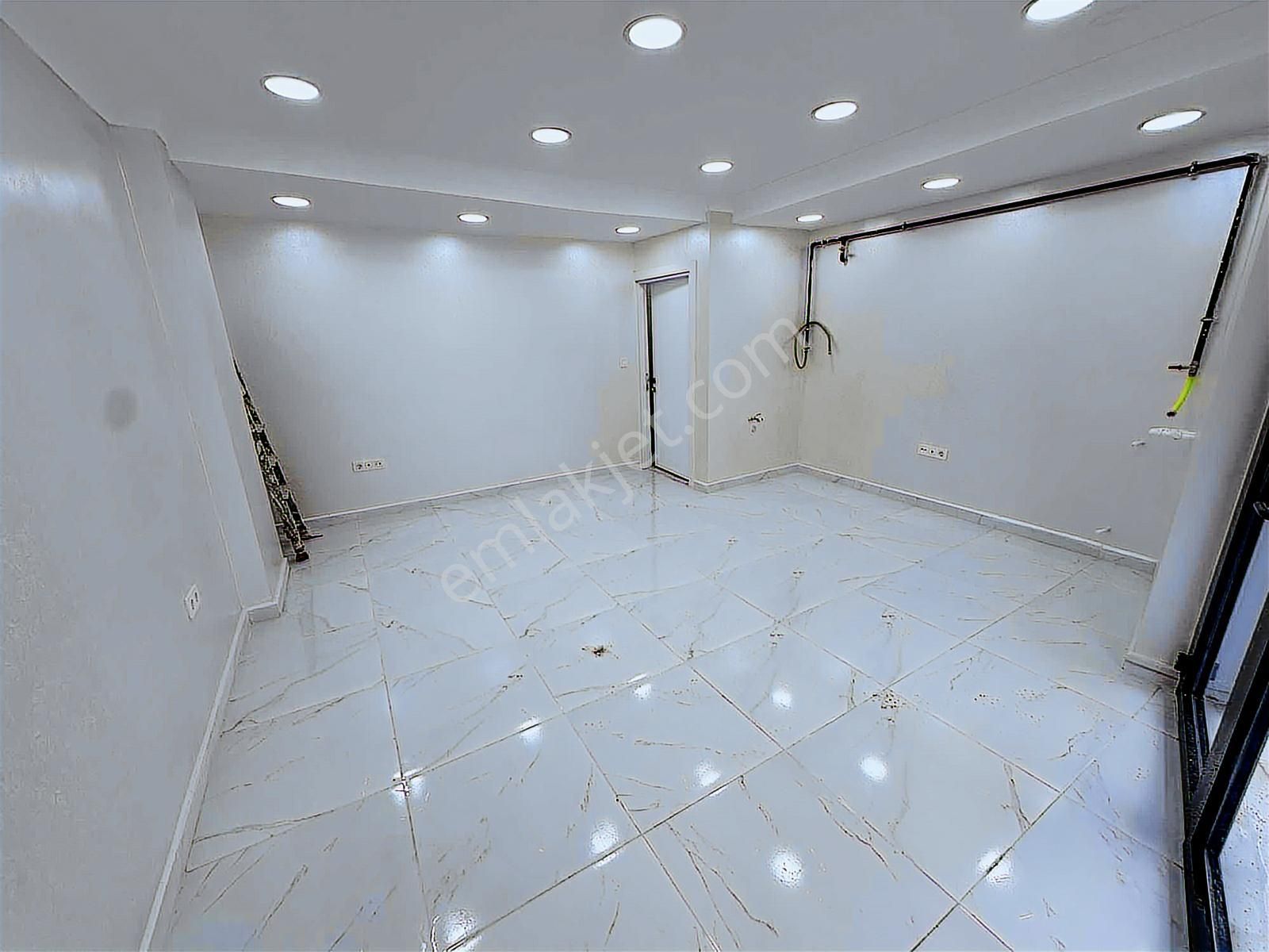 Hürriyette Kelepir Caddeüstünde Metro 20 Bin Tl Kiracılı - Görsel 12