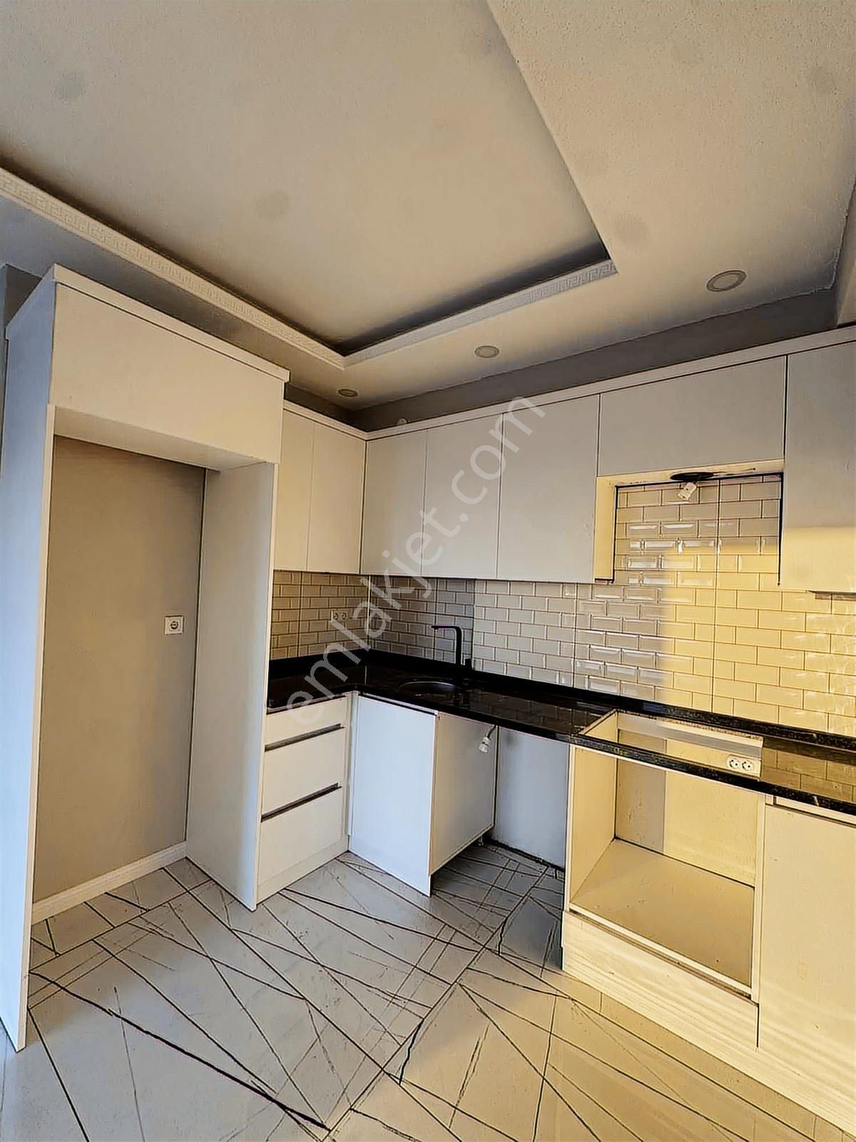 Alandere Mah Havuzlu Lüks Tripleks Villalar - Görsel 11