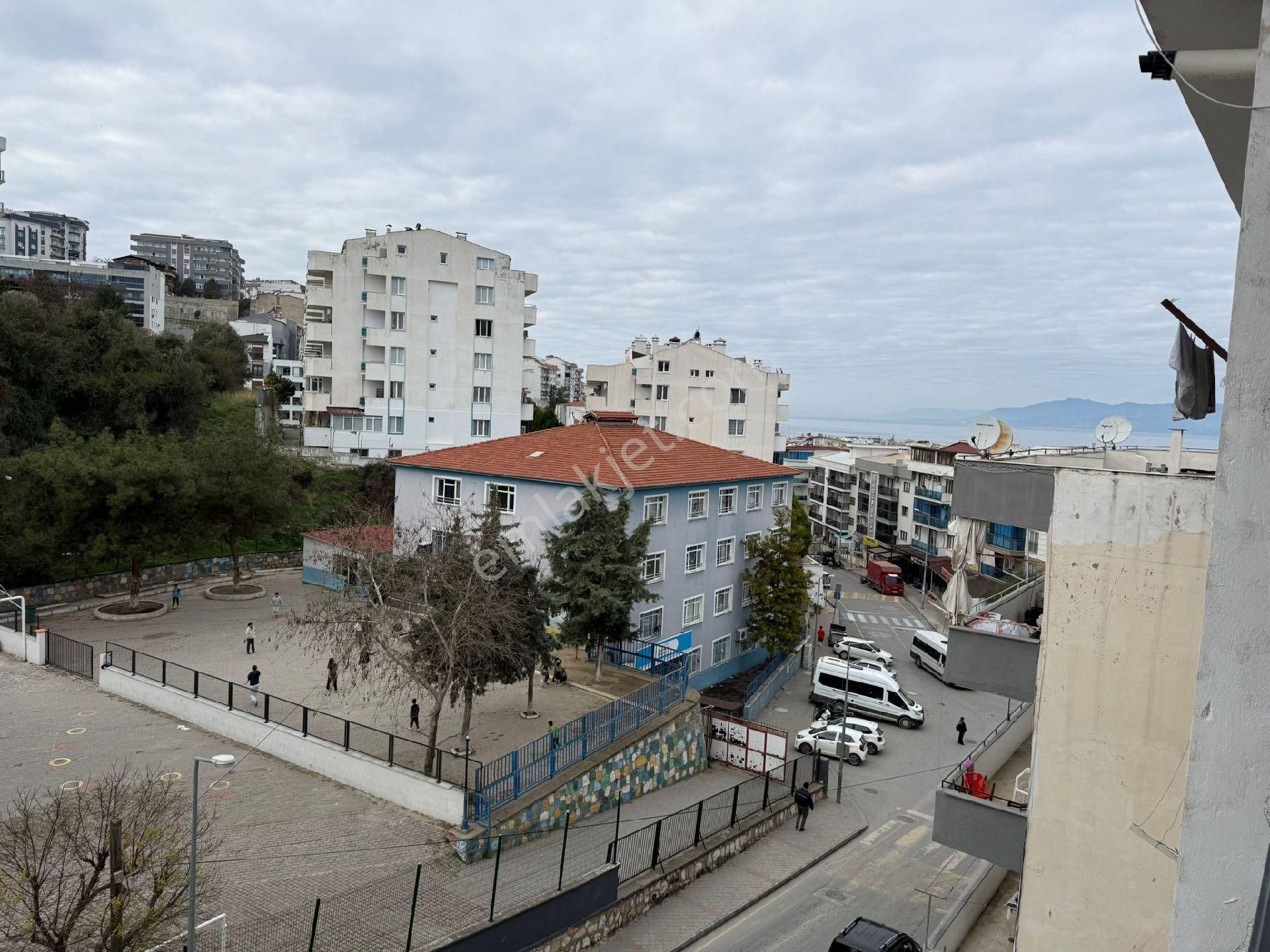 Kuşadası Merkezde Arakat Yeni Yapı Kısmı Deniz Manzaralı 1+1 Satılık Daire - Görsel 22