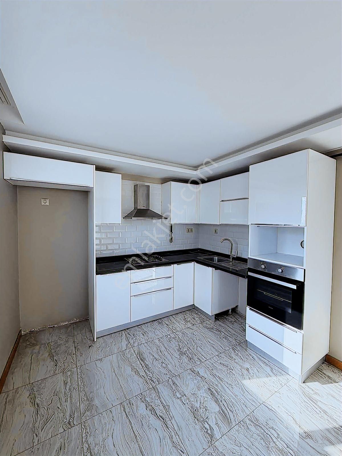 Total'den Gürselpaşa'nın En Değerli Lokasyonunda Genç Cazip Bina