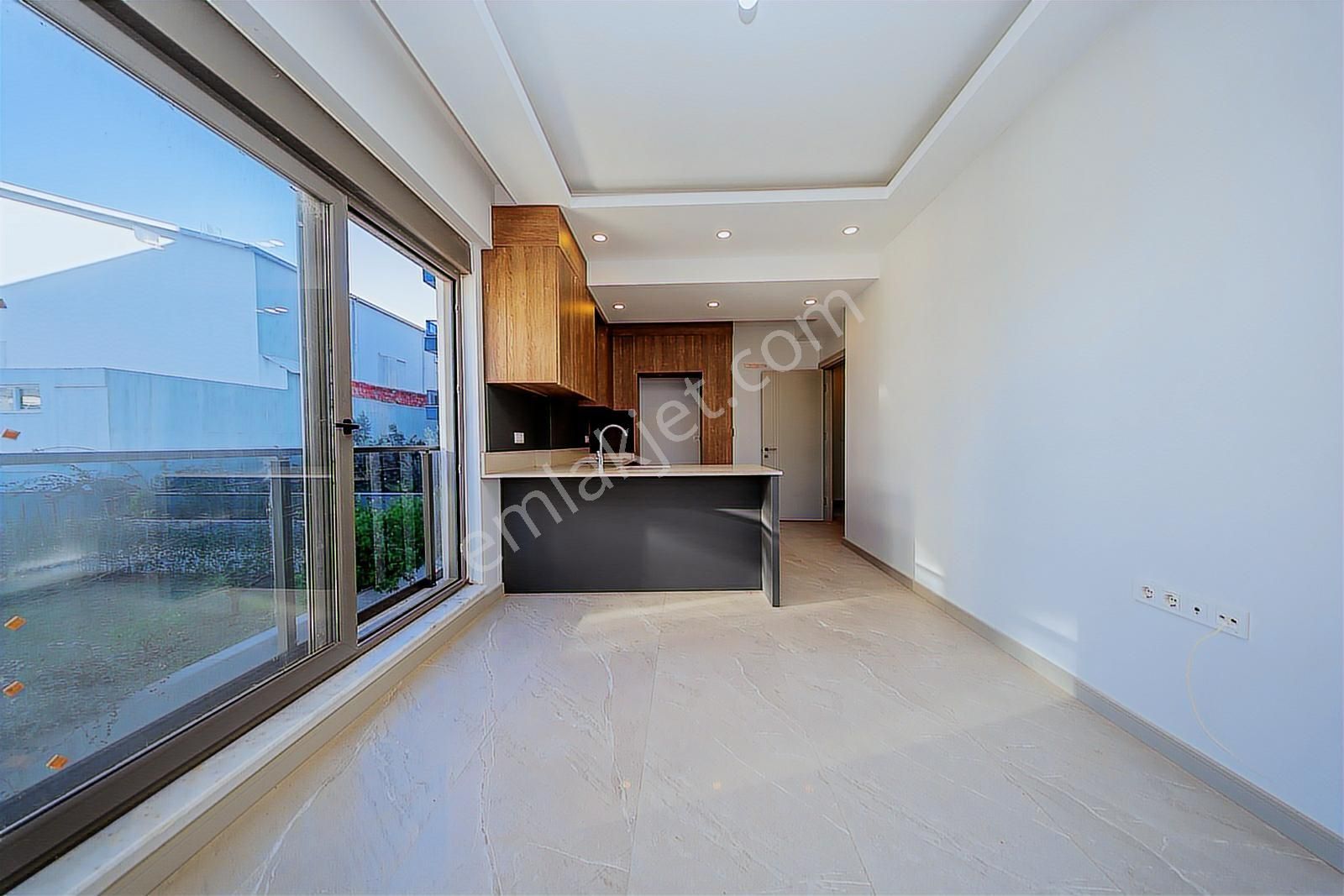 Kardeşkentler Cadde Üzeri Oturuma Hazır İskanlı 3 Cepheli 2+1 - Görsel 20