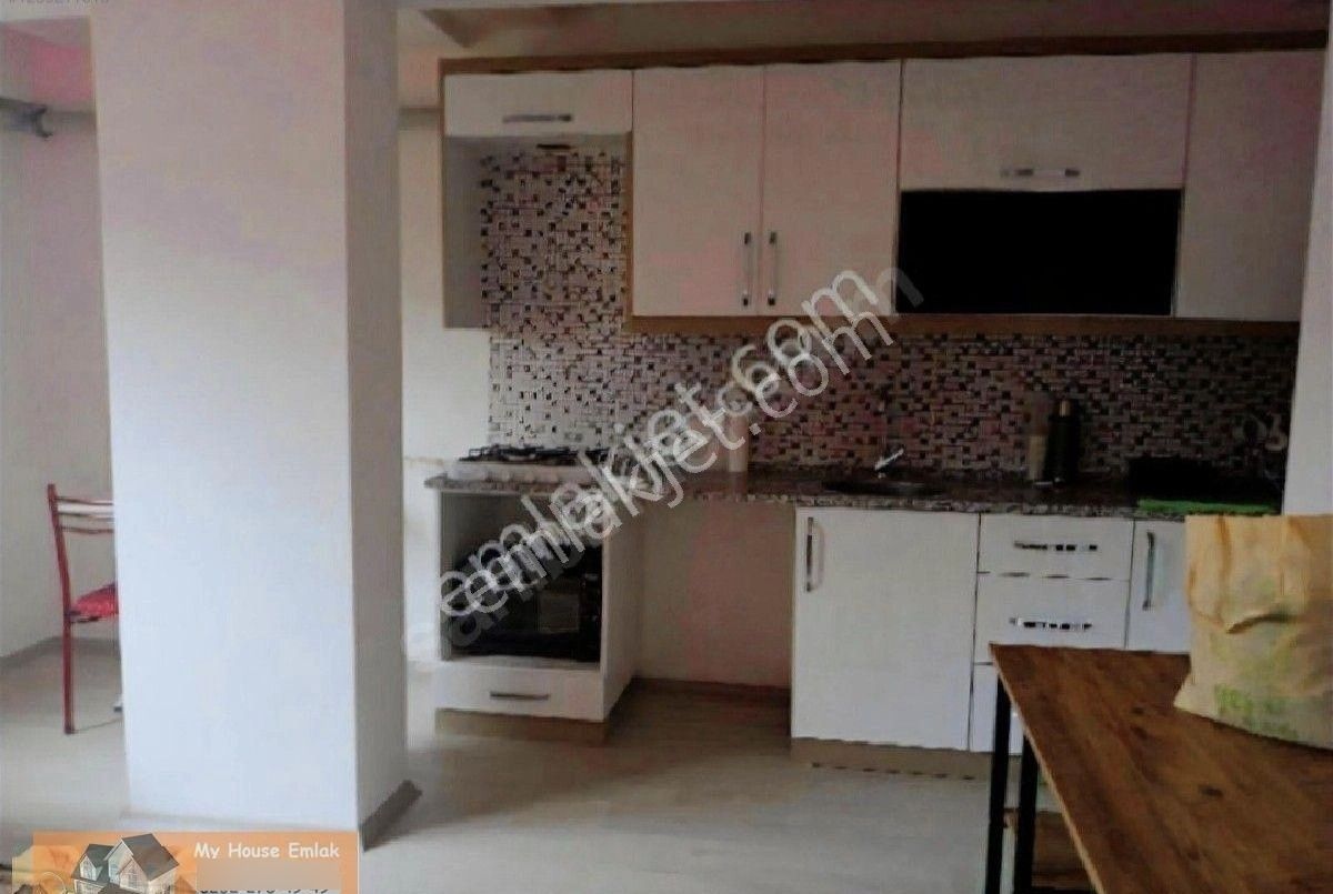 Karabağlar Aydın Mahallesinde Eşyalı 1+1 Yüksek Giriş Satılık Daire - Görsel 8