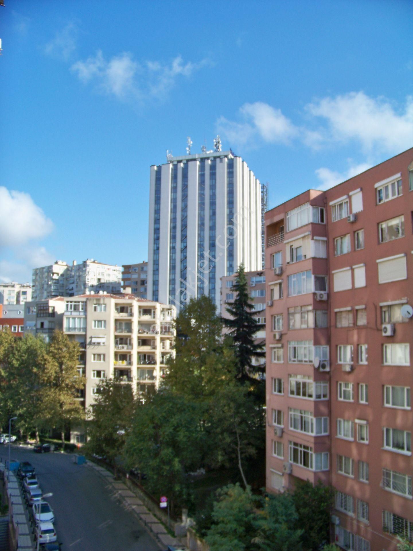 Gayrettepe Kent Sitesinde 4+1 165 M2 7.kat Çift Otoparklı Çift Asansörlü Yangın Merdivenli Balkonlu - Görsel 33