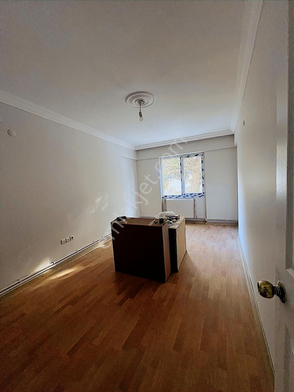 Buca Belediyesine Yürüme Mesafesinde 3+1 120m2 - Görsel 20