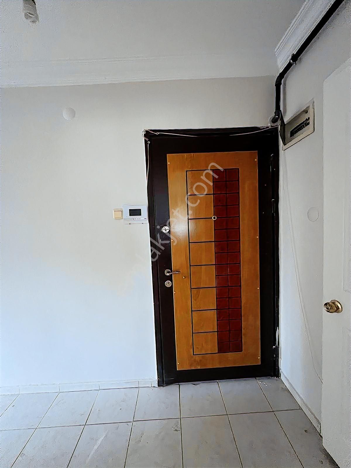 Buca Belediyesine Yürüme Mesafesinde 3+1 120m2 - Görsel 4