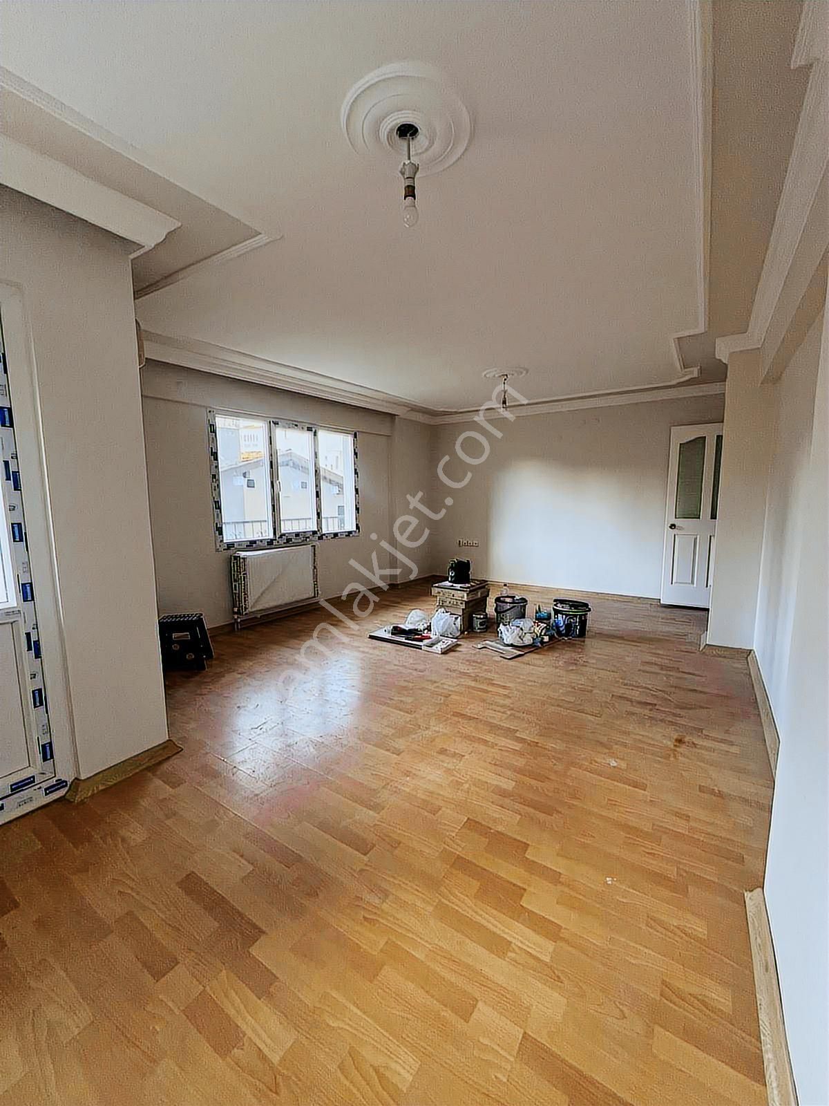 Buca Belediyesine Yürüme Mesafesinde 3+1 120m2 - Görsel 9