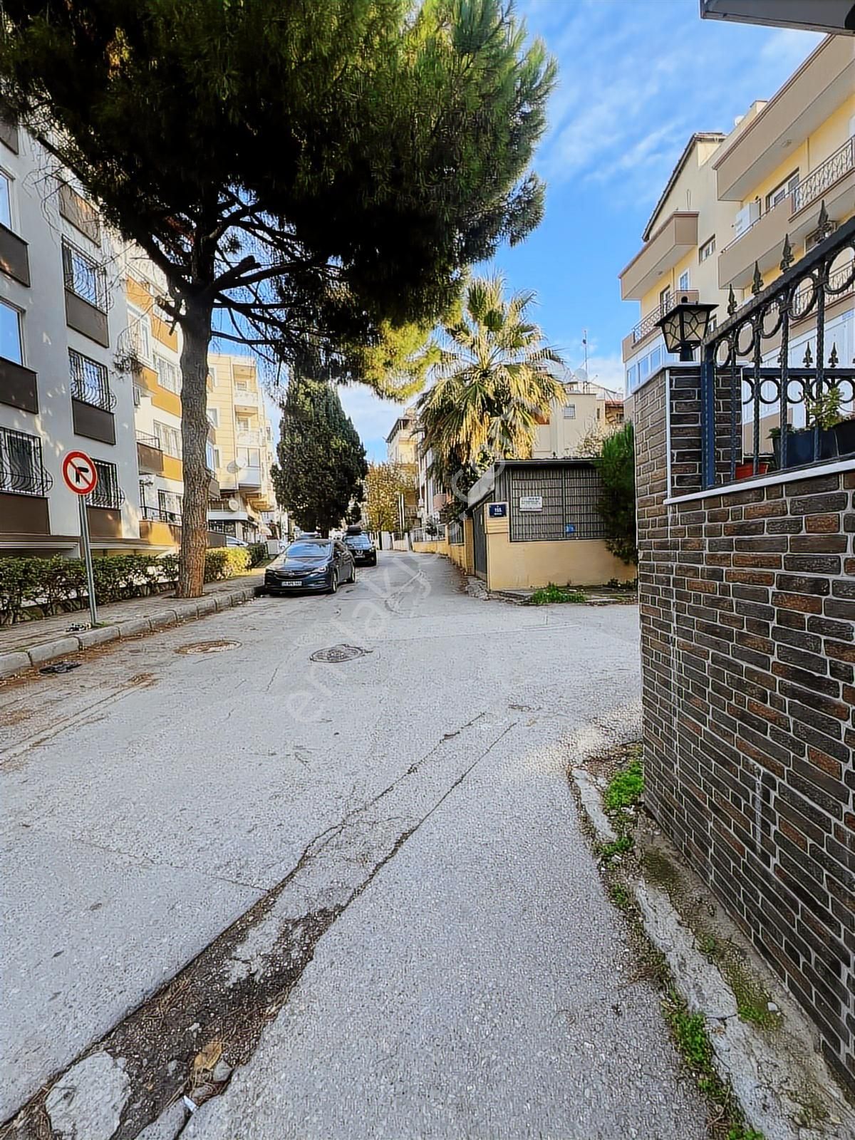 Buca Belediyesine Yürüme Mesafesinde 3+1 120m2 - Görsel 16