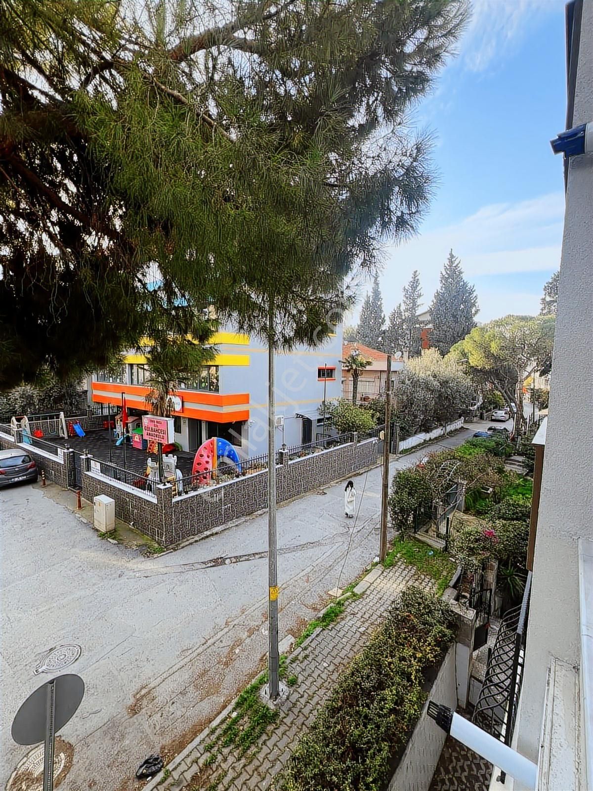 Buca Belediyesine Yürüme Mesafesinde 3+1 120m2 - Görsel 6