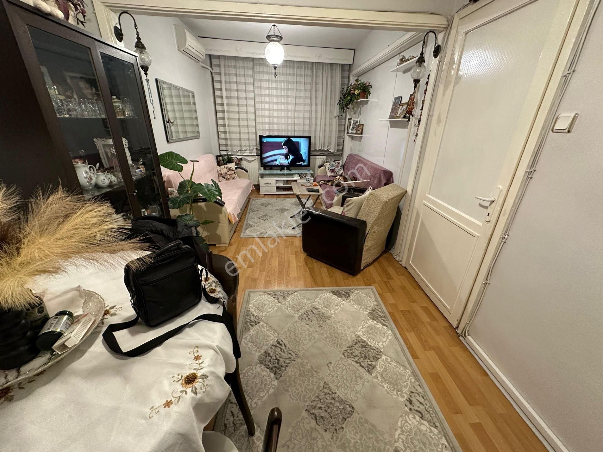 Fatih Çapa Şehremini'de 3+1 00 M2 1.kat Da Satılık Daire - Görsel 10