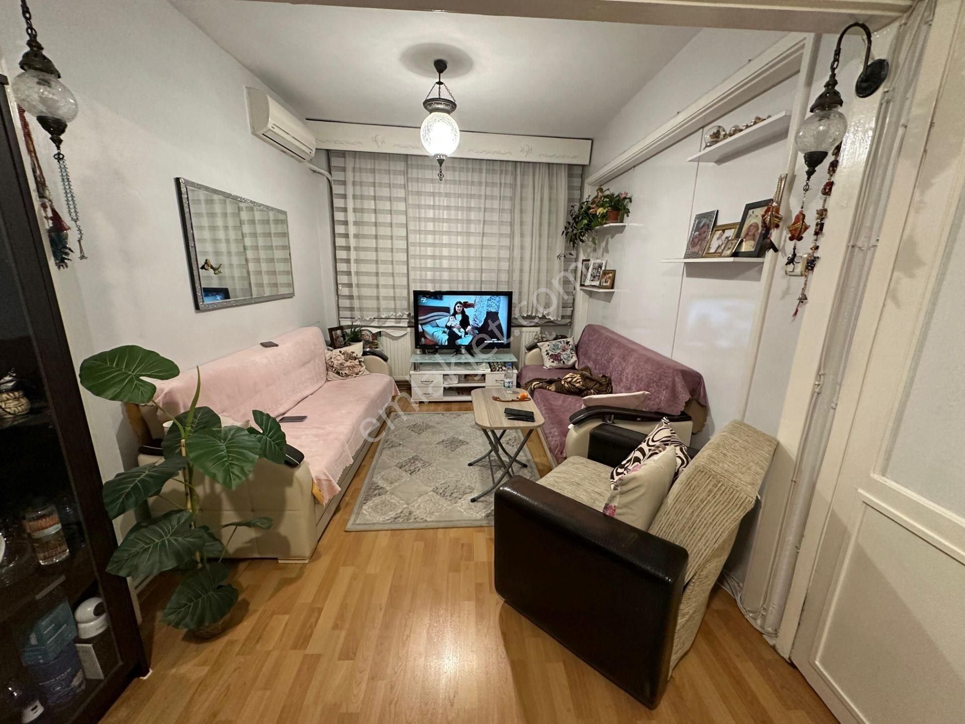 Fatih Çapa Şehremini'de 3+1 00 M2 1.kat Da Satılık Daire - Görsel 12